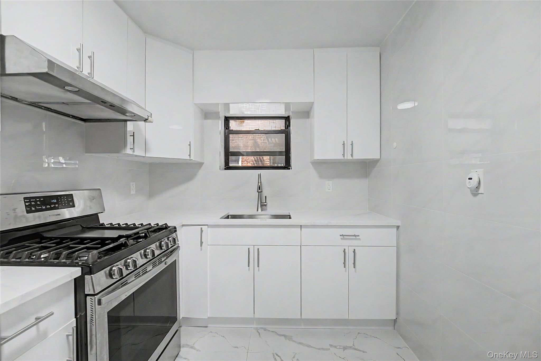 143-36 Barclay Avenue 1h Property Photo 15
