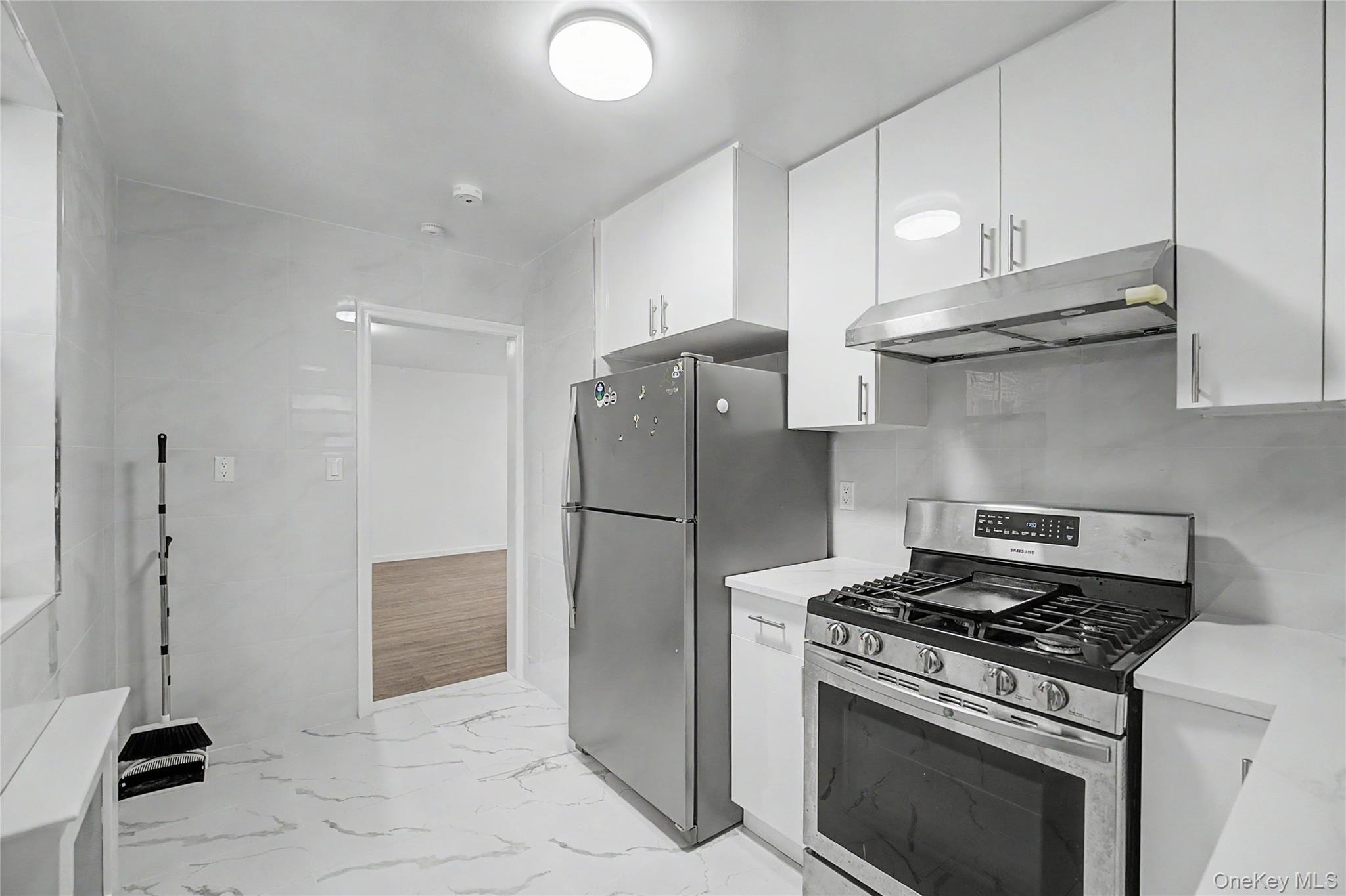 143-36 Barclay Avenue 1h Property Photo 16