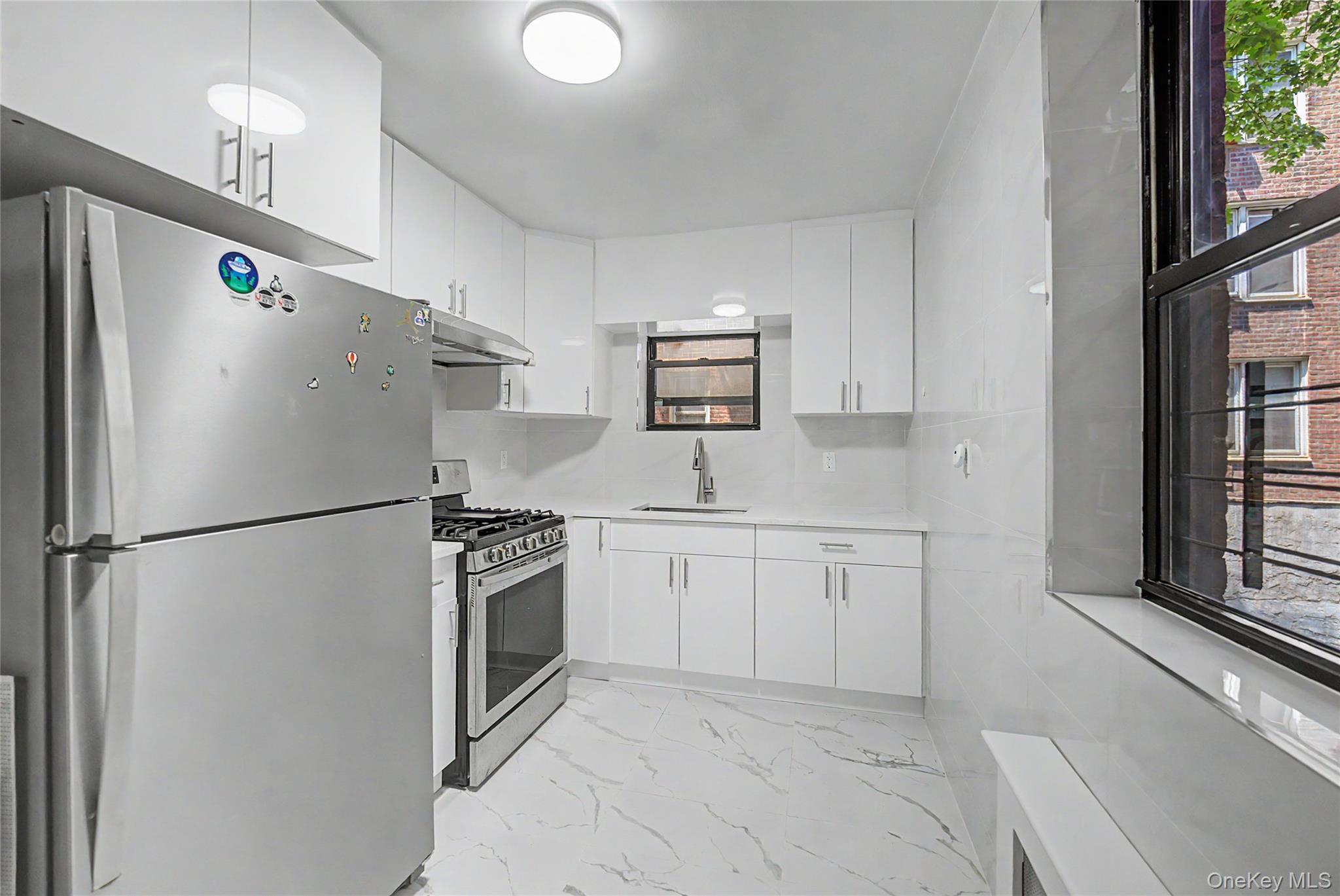 143-36 Barclay Avenue 1h Property Photo 17