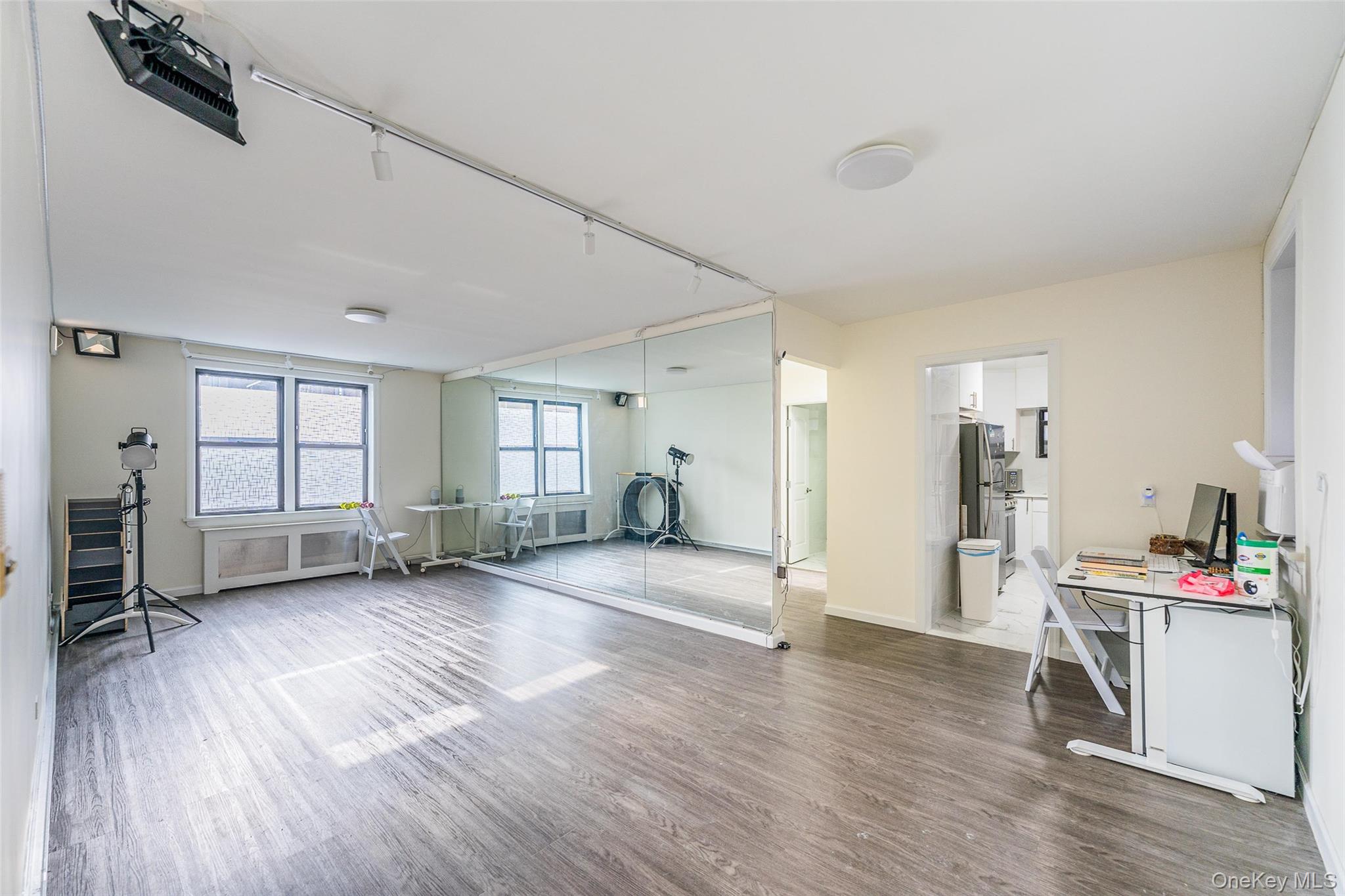 143-36 Barclay Avenue 1h Property Photo 20