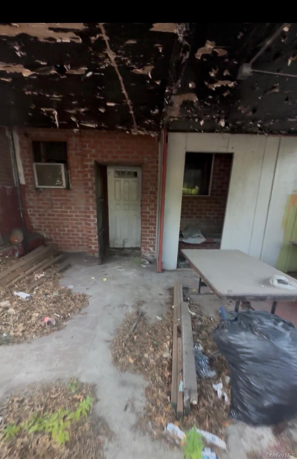 133 Dumont Avenue Property Photo 2