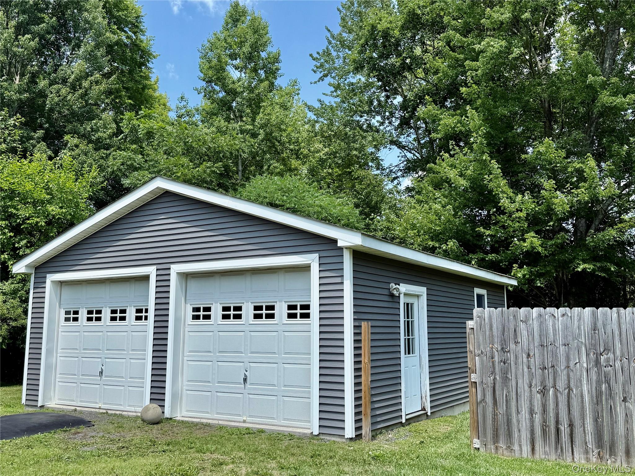 1906 Route 300 Property Photo 5