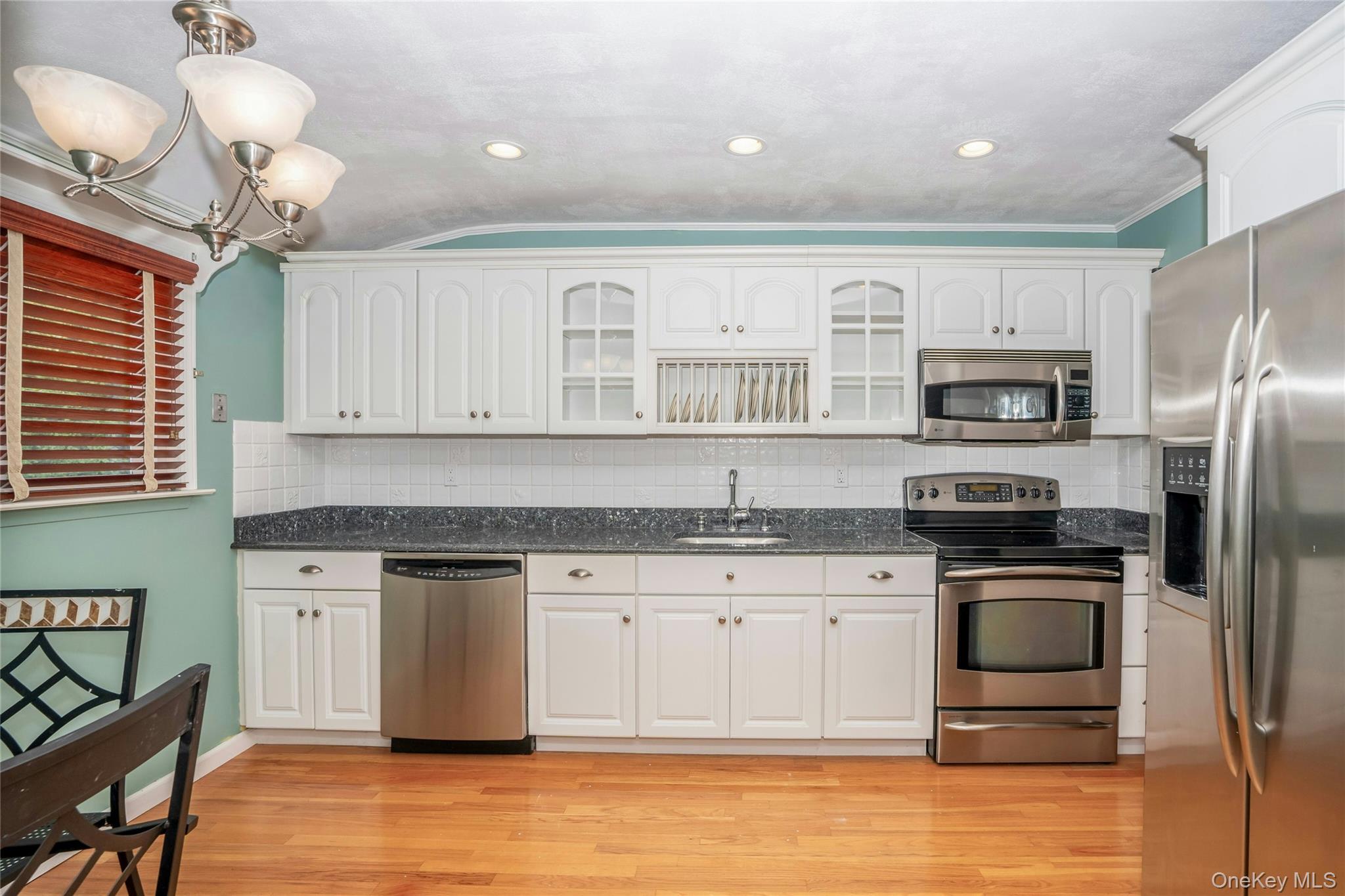 15 Greenbrier Lane Property Photo 6
