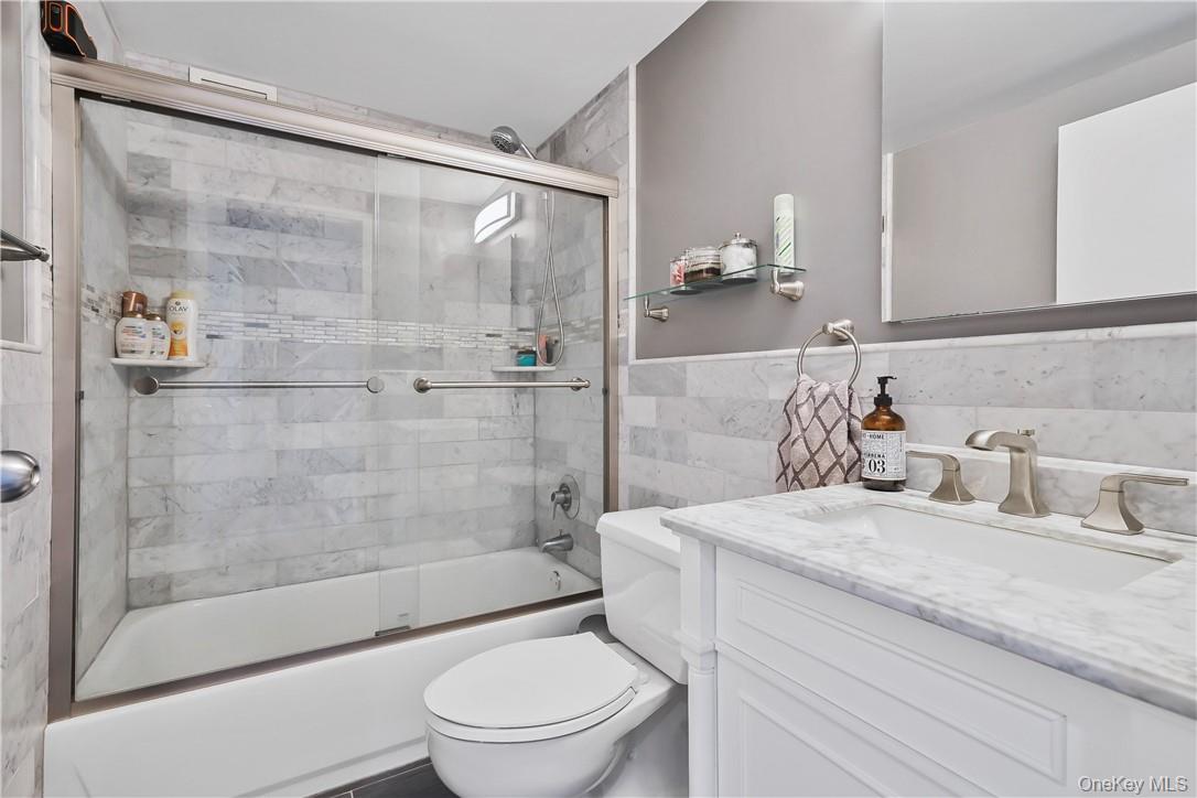 123 Mamaroneck Avenue 215 Property Photo 14