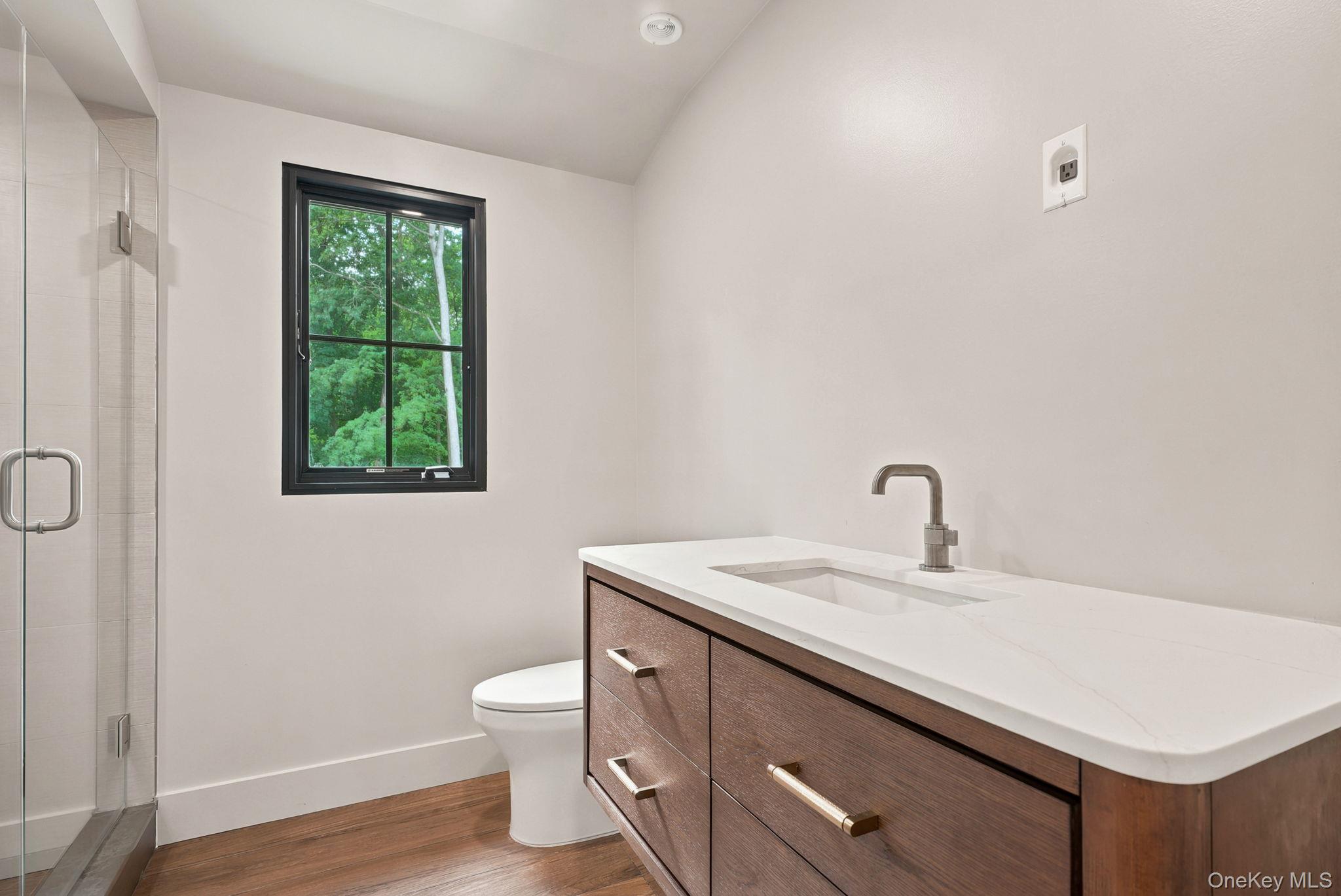 77 Montrose Station Road Property Photo 28