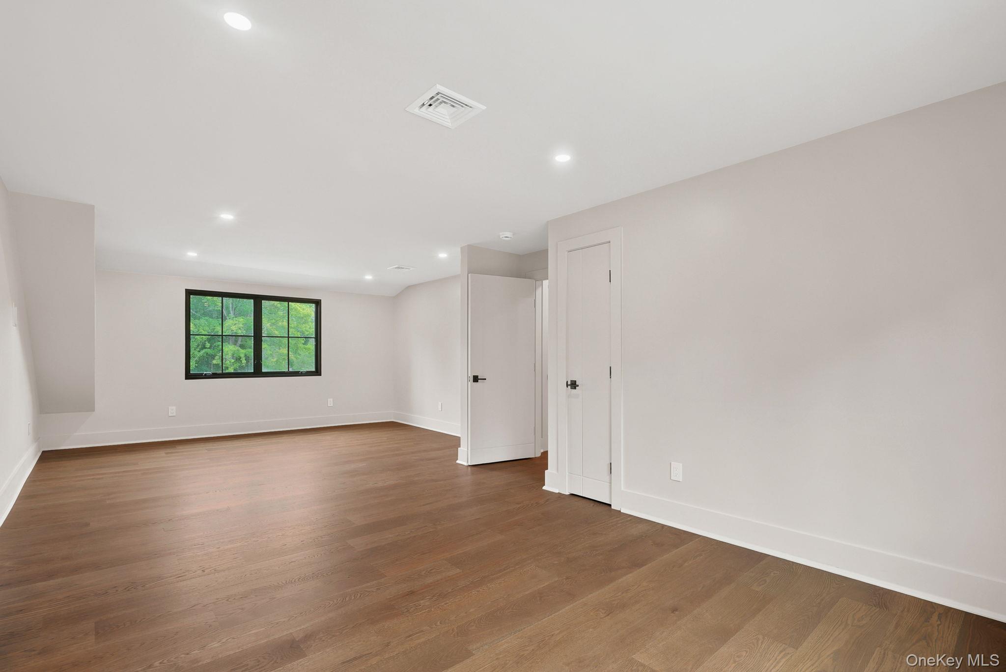 77 Montrose Station Road Property Photo 29