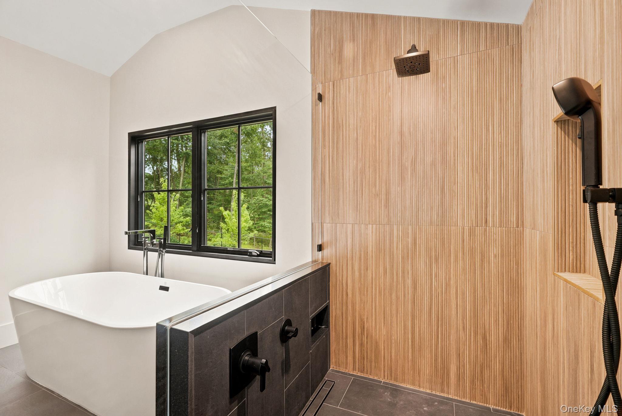77 Montrose Station Road Property Photo 35