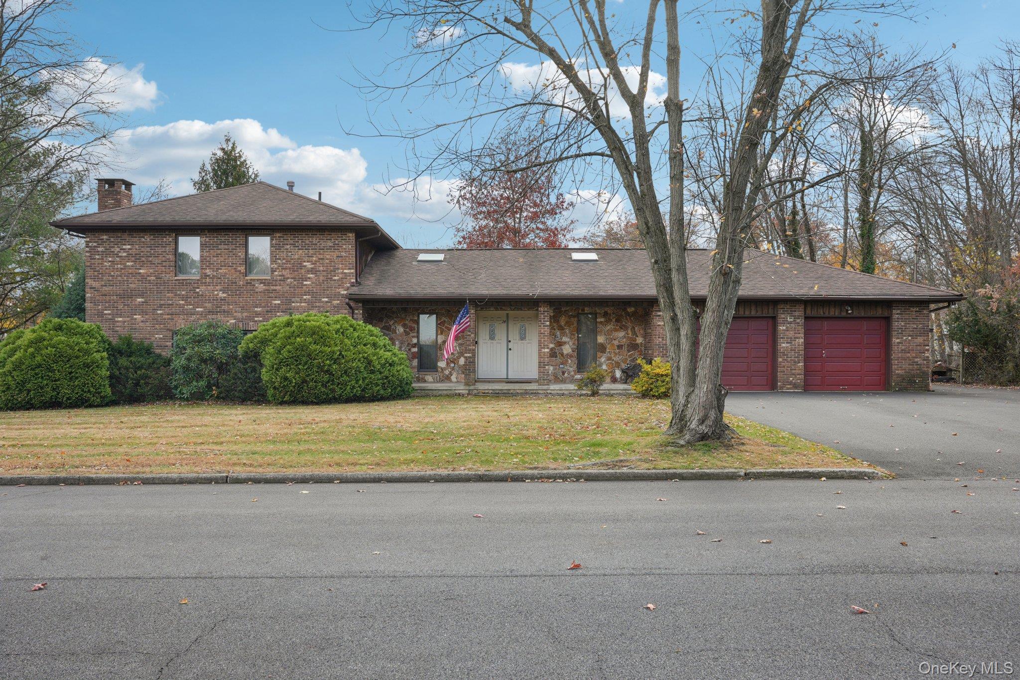 24 Brenda Lane Property Photo 1