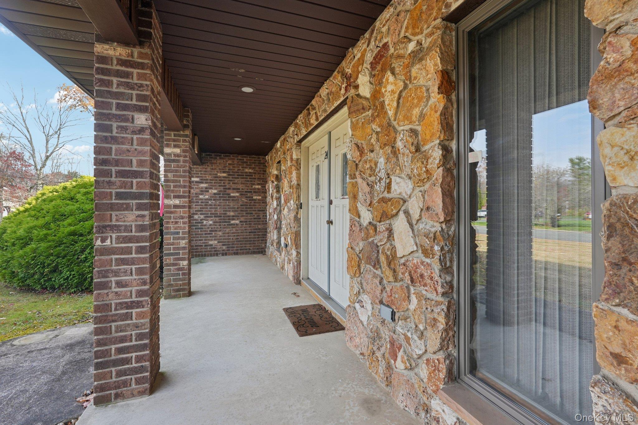 24 Brenda Lane Property Photo 7