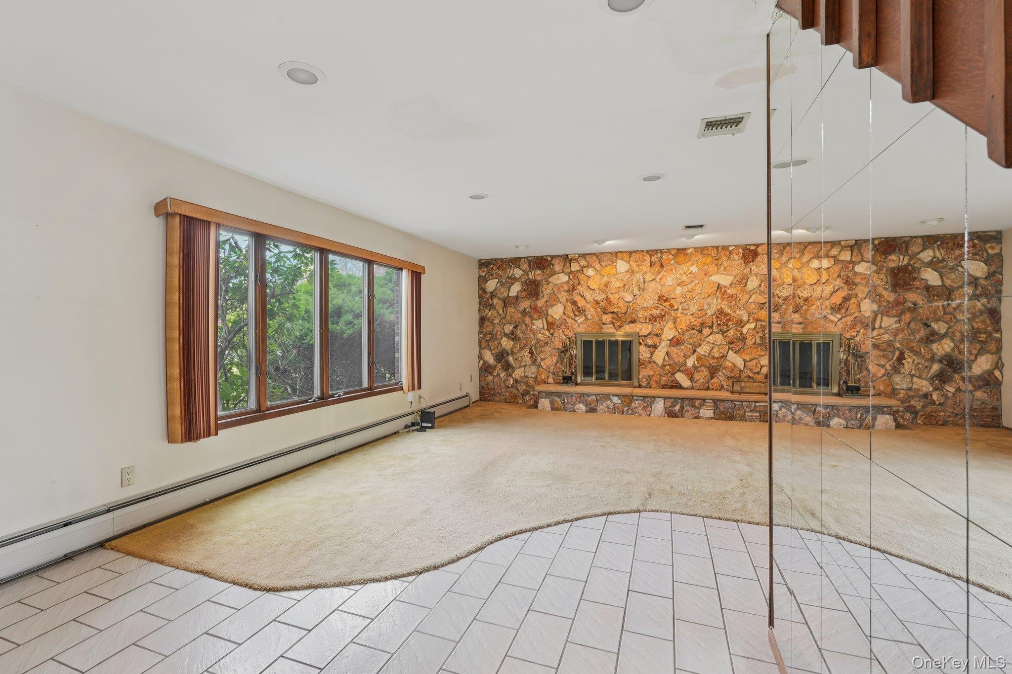 24 Brenda Lane Property Photo 11
