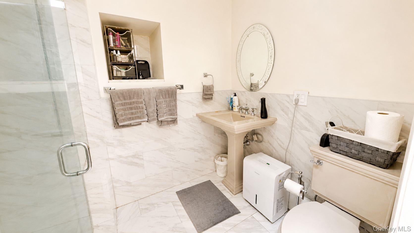 32 S Boulevard Property Photo 8