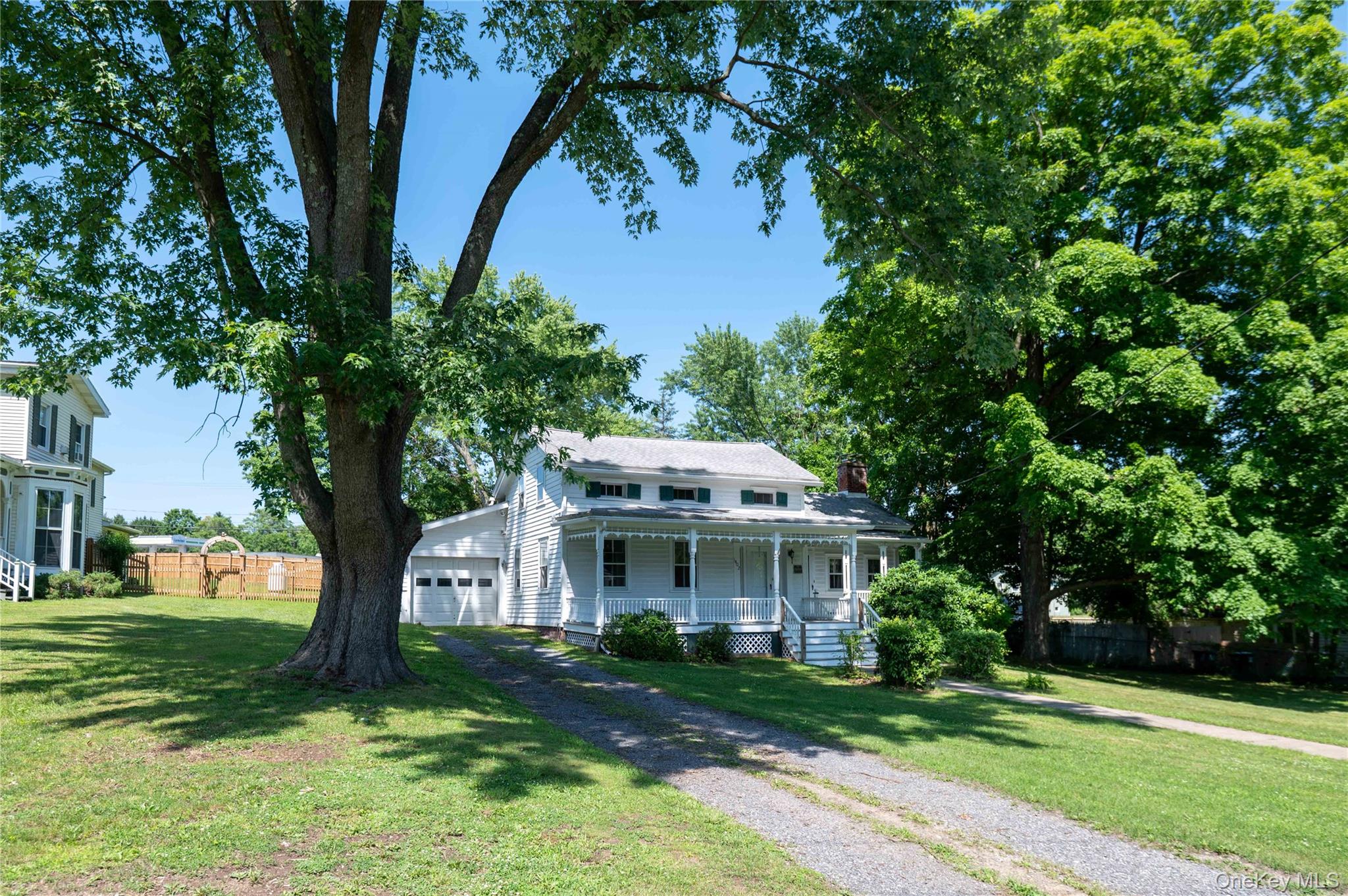 1402 Albany Avenue Property Photo 1