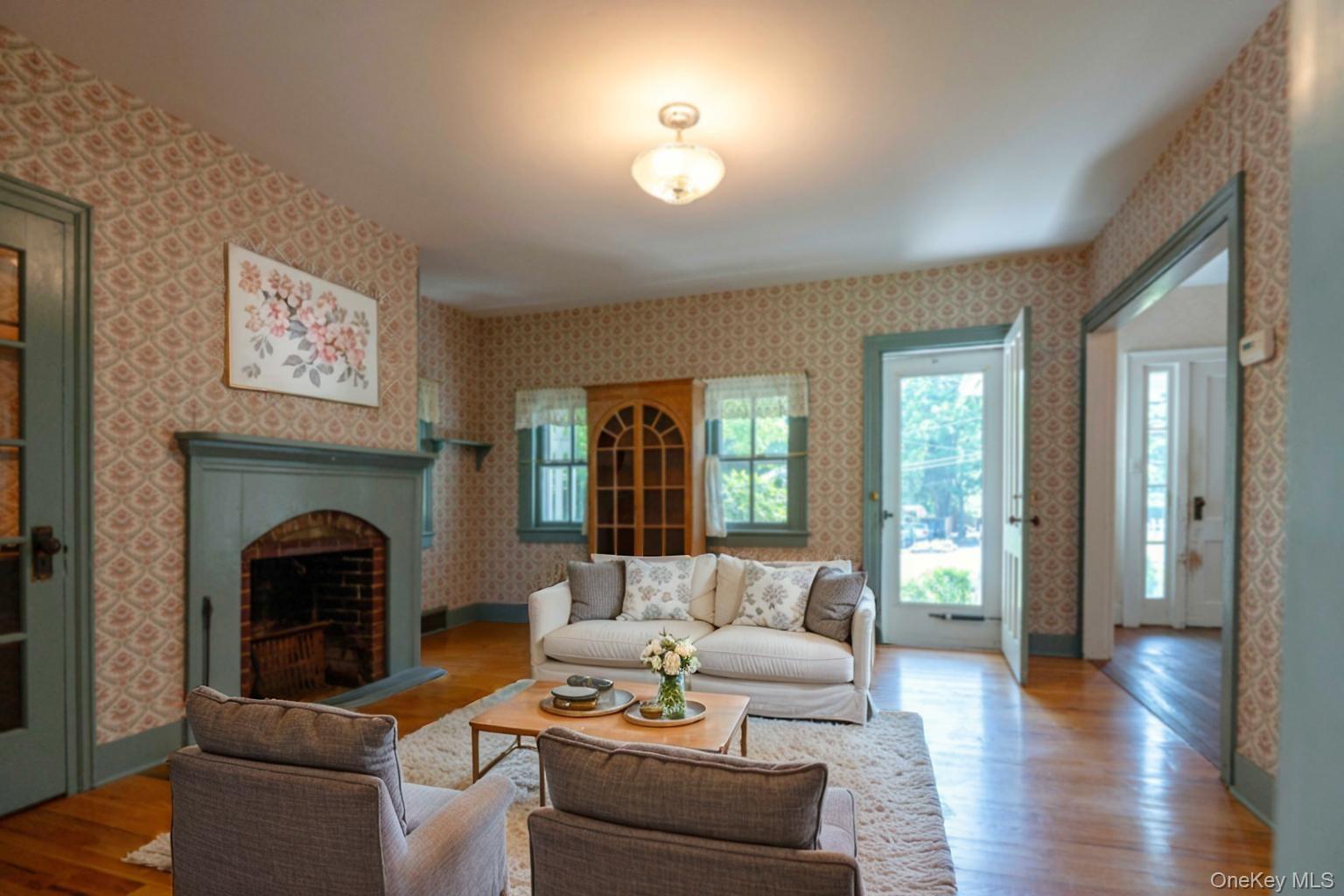 1402 Albany Avenue Property Photo 7
