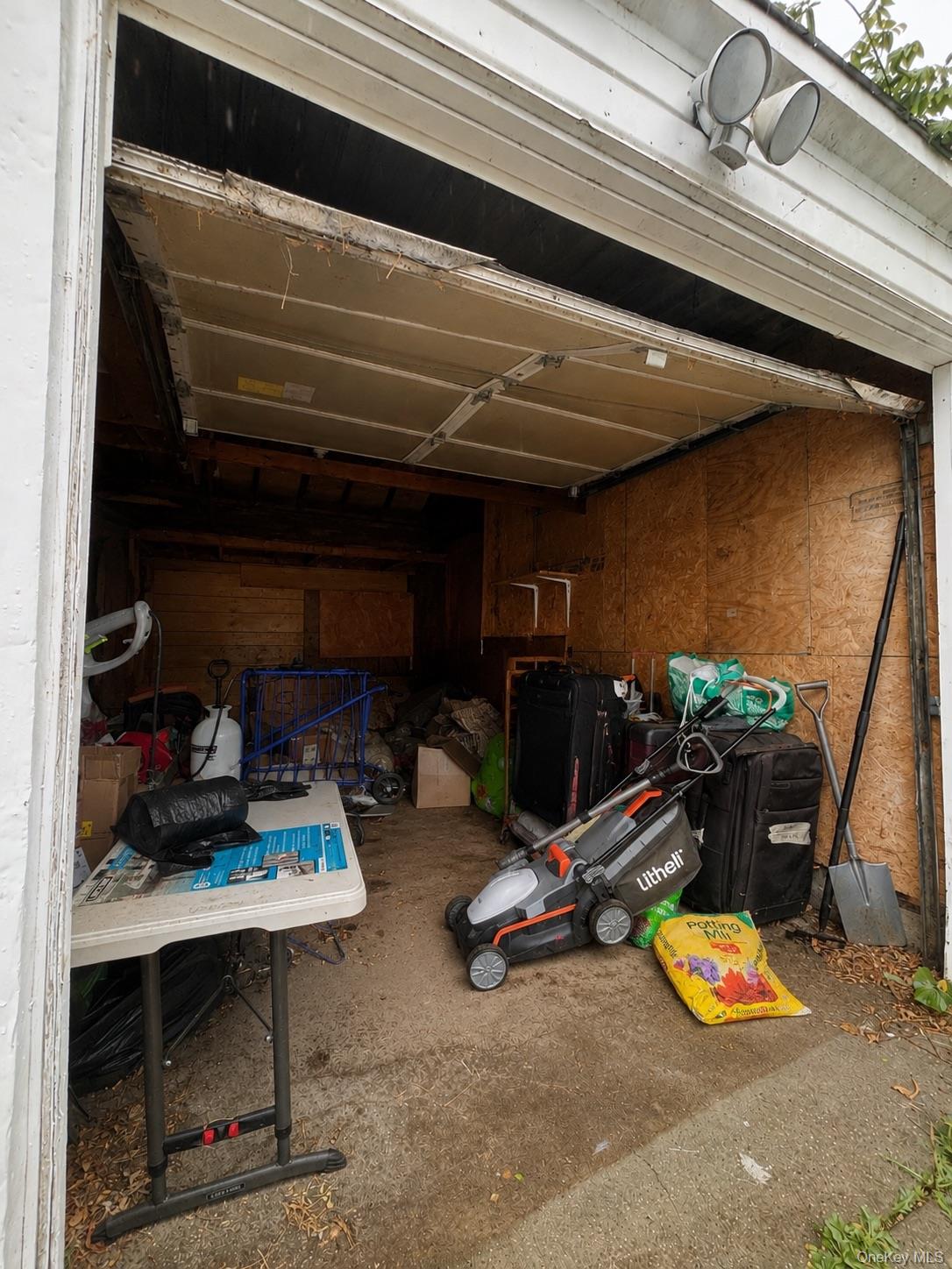 100-49 198th Street Property Photo 25