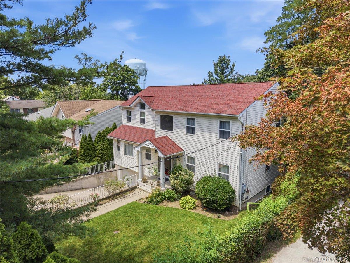 70 Manor Drive A Property Photo 2