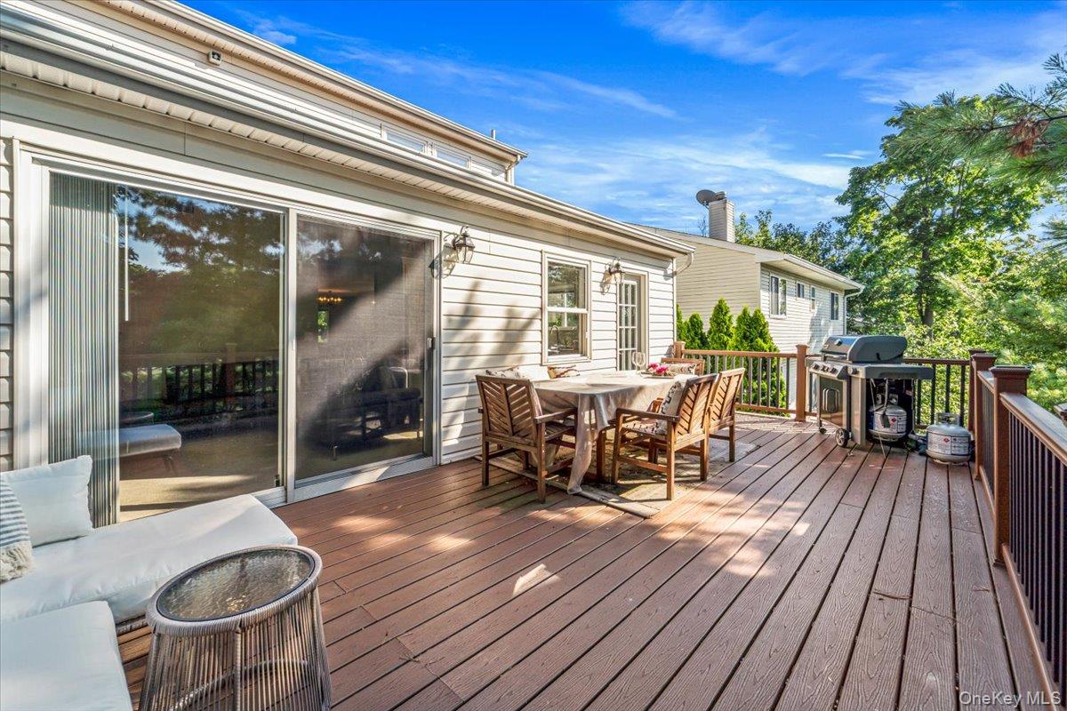 70 Manor Drive A Property Photo 6