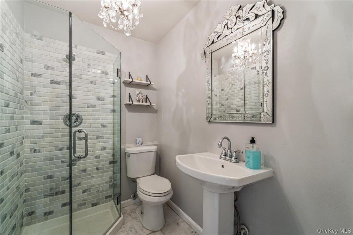 70 Manor Drive A Property Photo 12