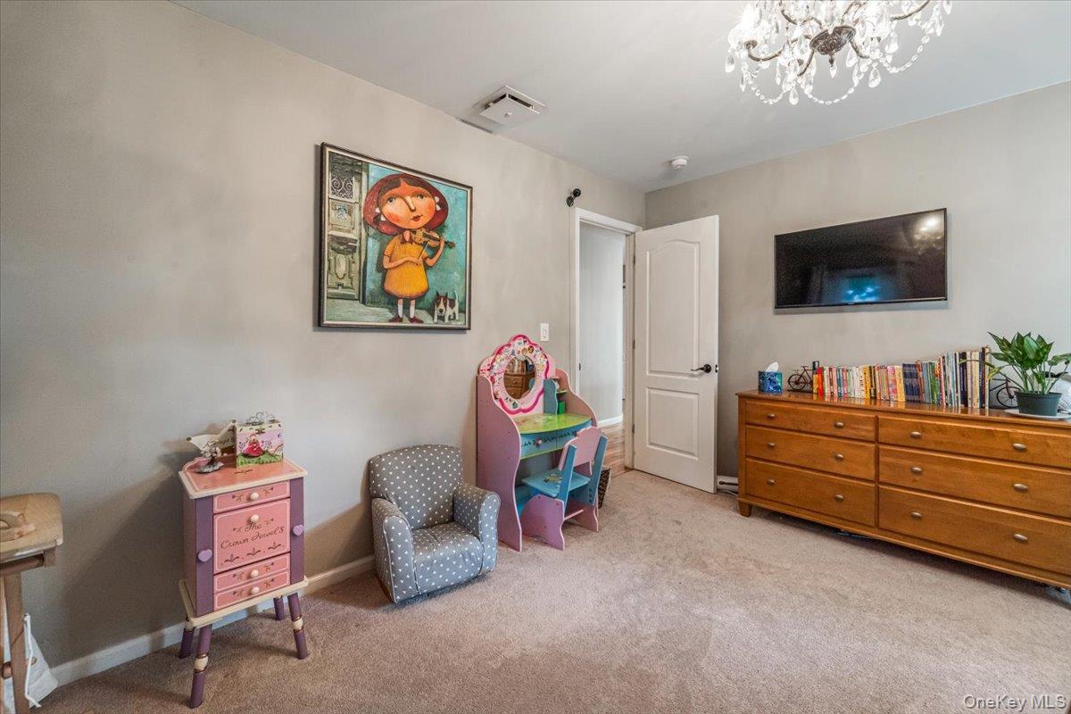 70 Manor Drive A Property Photo 14