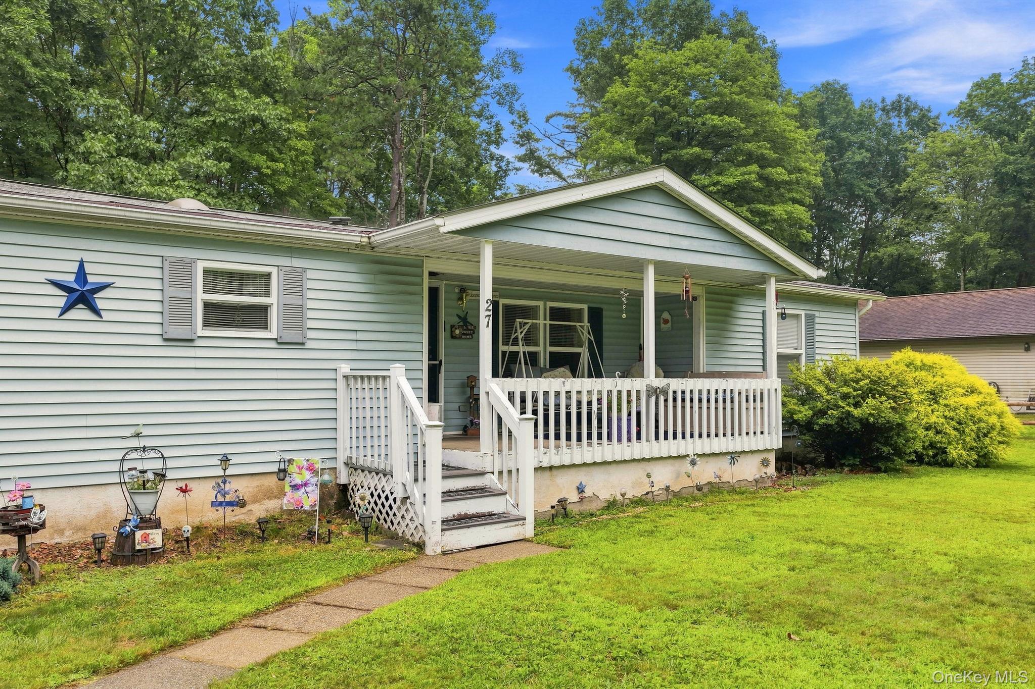 27 Delaware Drive Property Photo 4