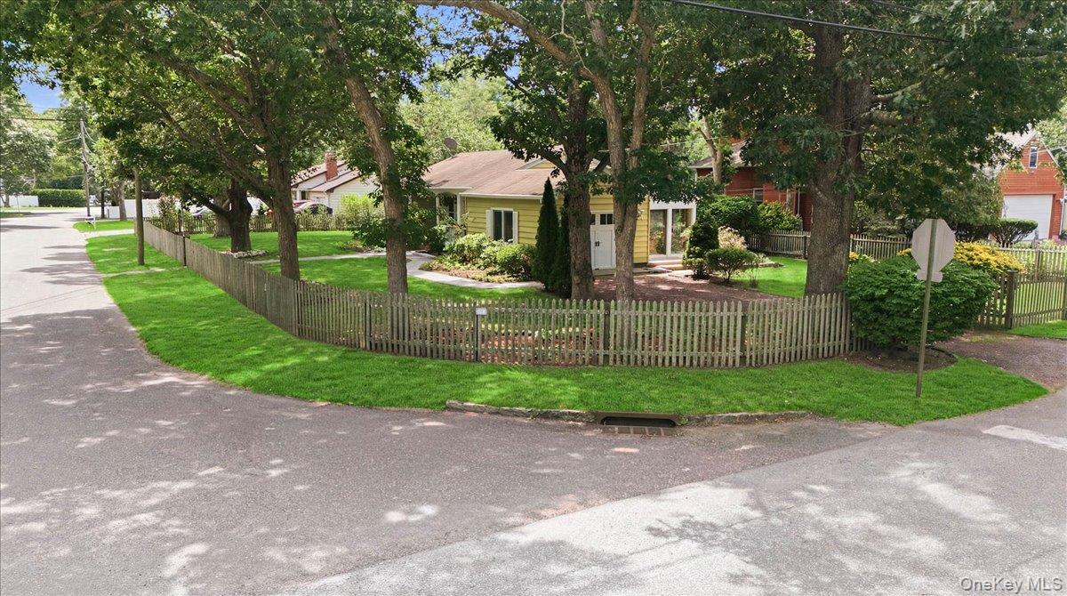10 Graham Road Property Photo 3