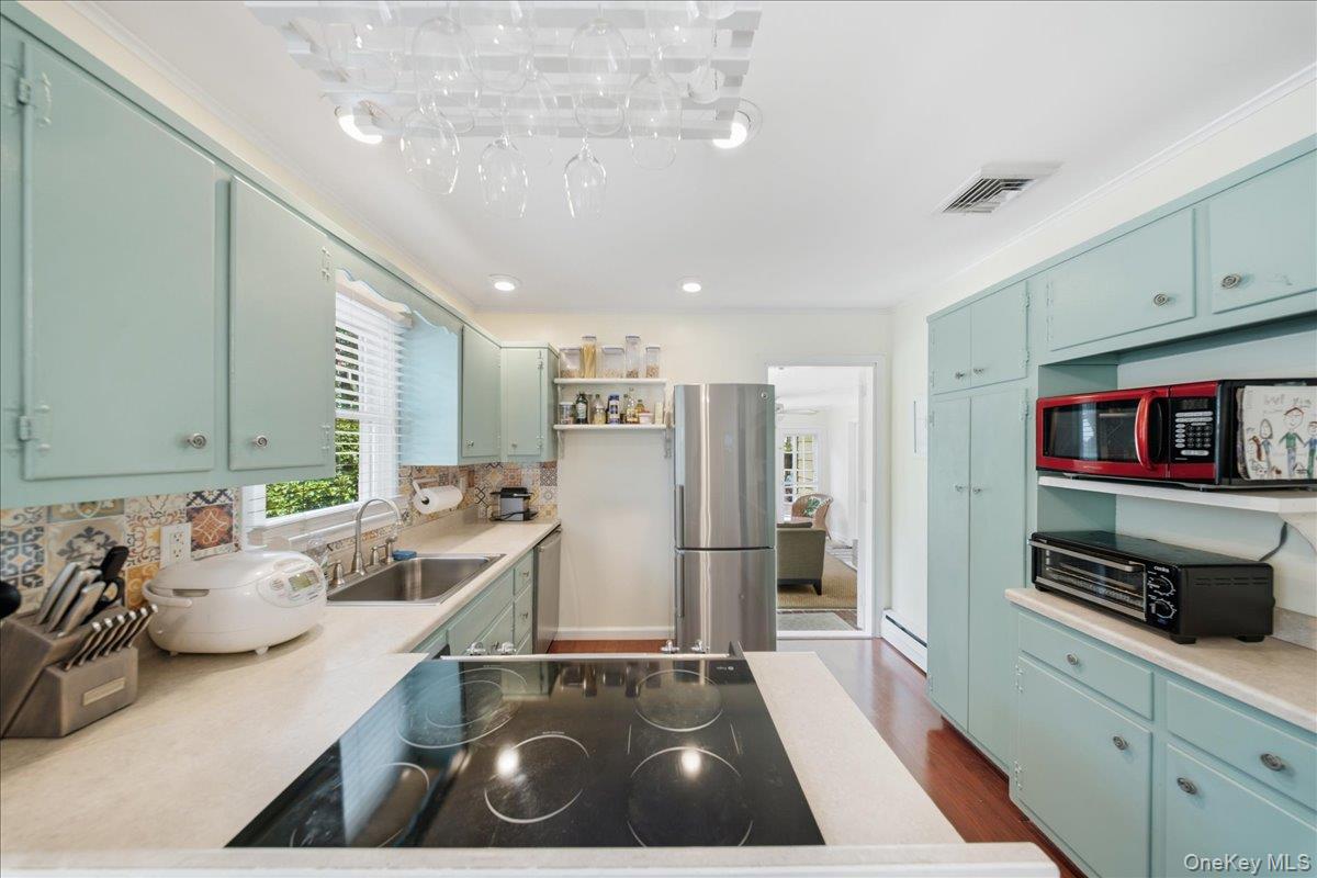 10 Graham Road Property Photo 19