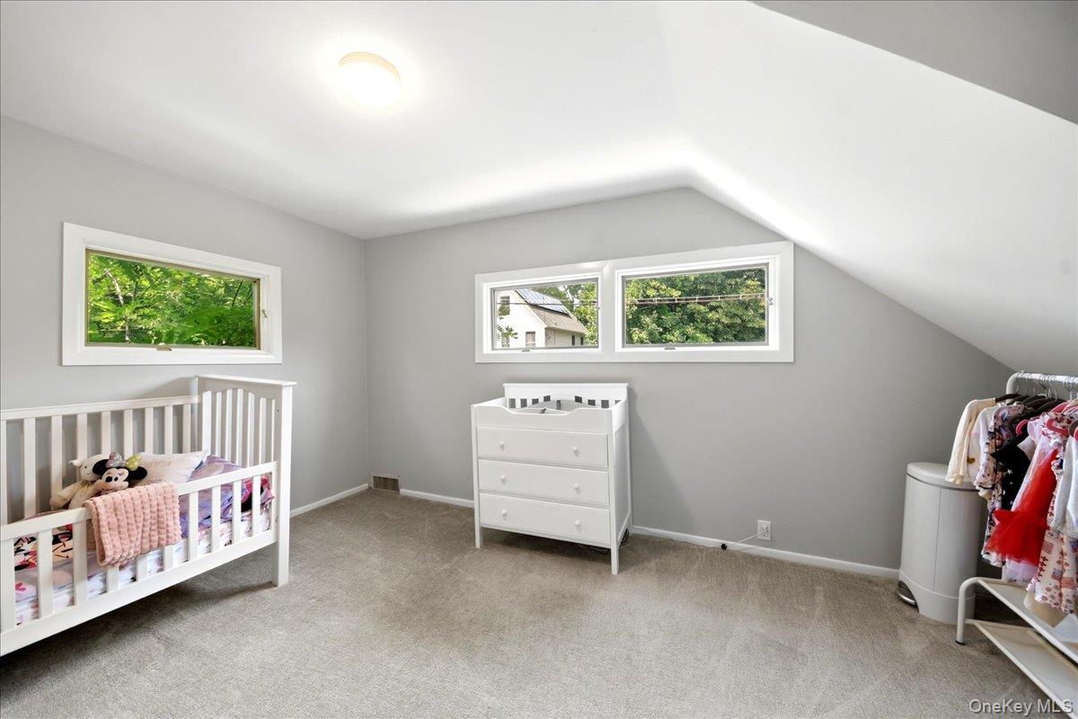 86 Maple Street Property Photo 11
