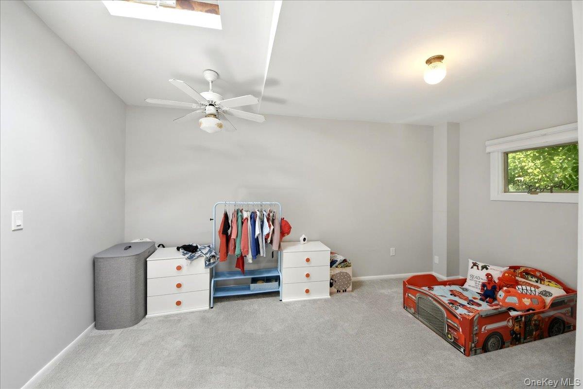 86 Maple Street Property Photo 12
