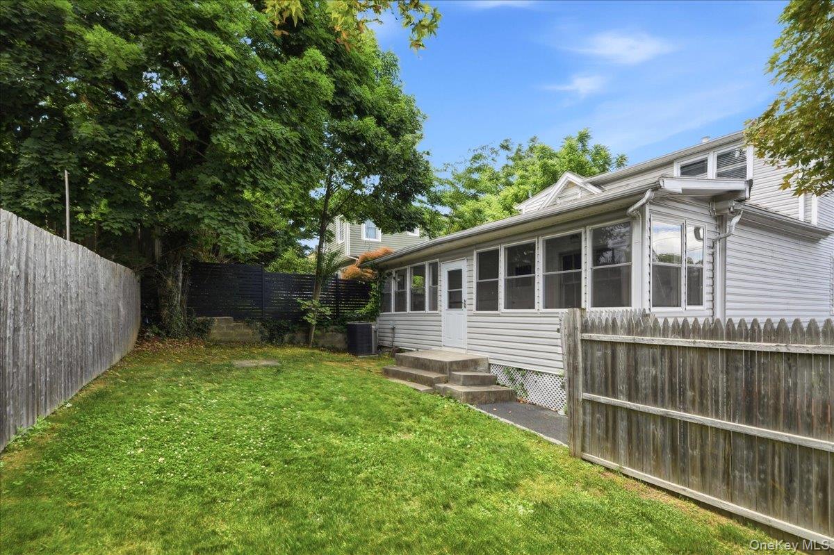 86 Maple Street Property Photo 14