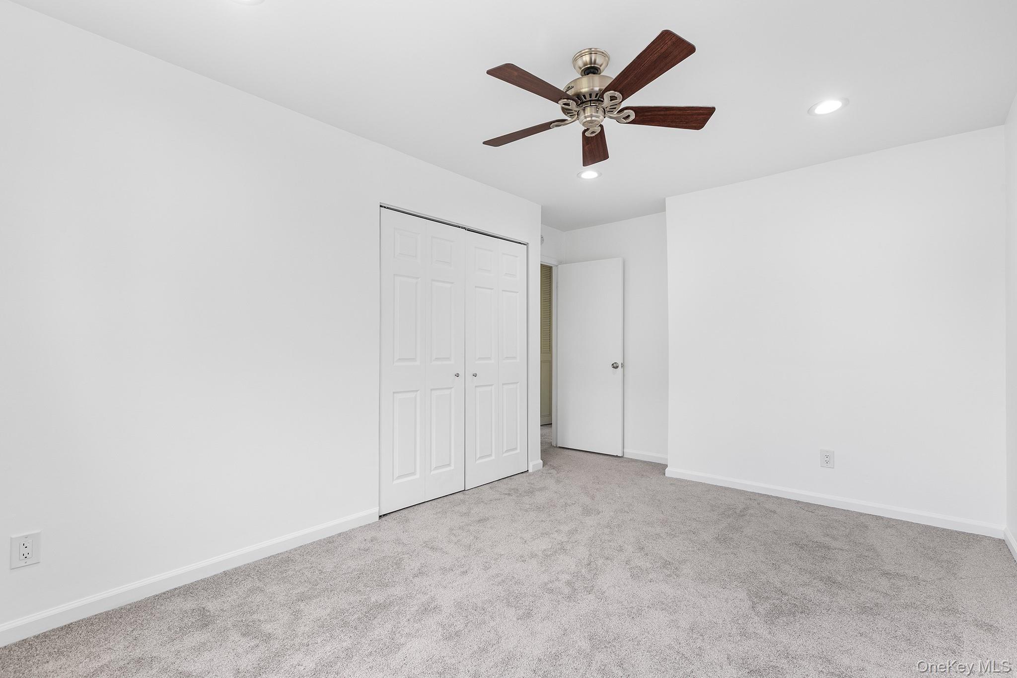 408 Carpenter Avenue 2 Property Photo 17