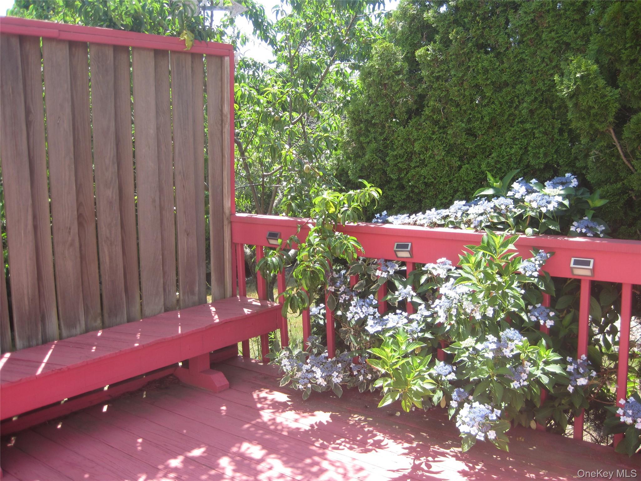 2618 Natta Boulevard Property Photo 2
