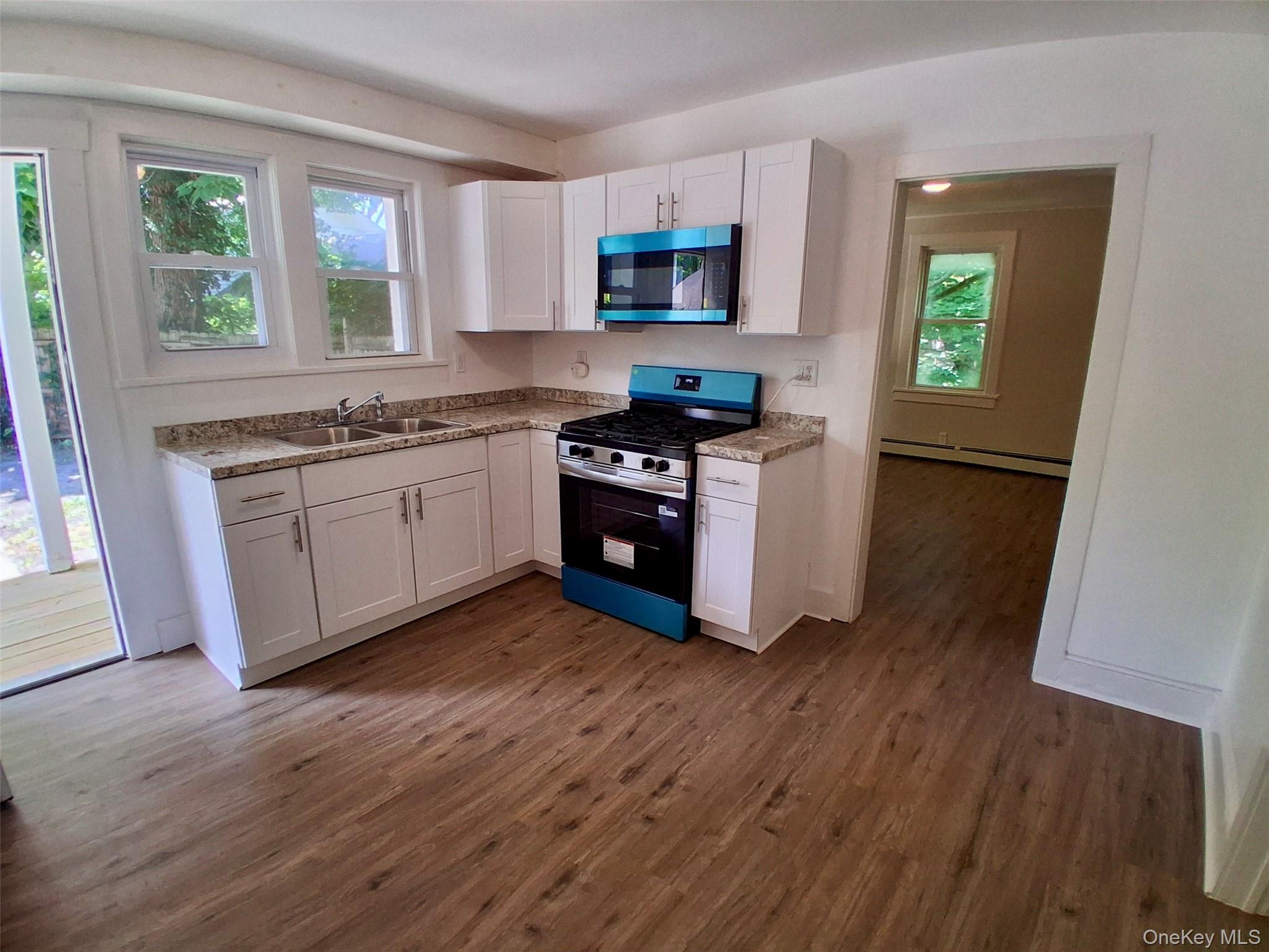 215 Maple Avenue Property Photo 3