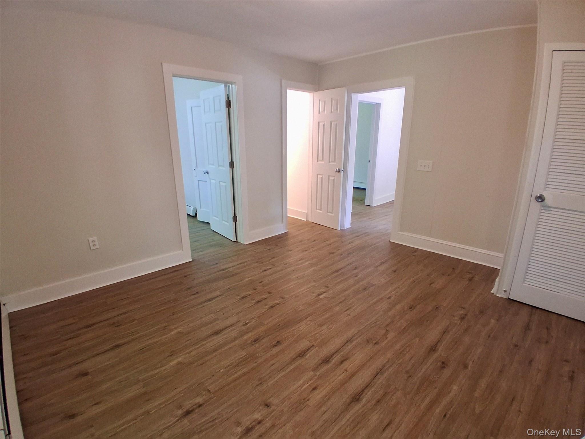 215 Maple Avenue Property Photo 7