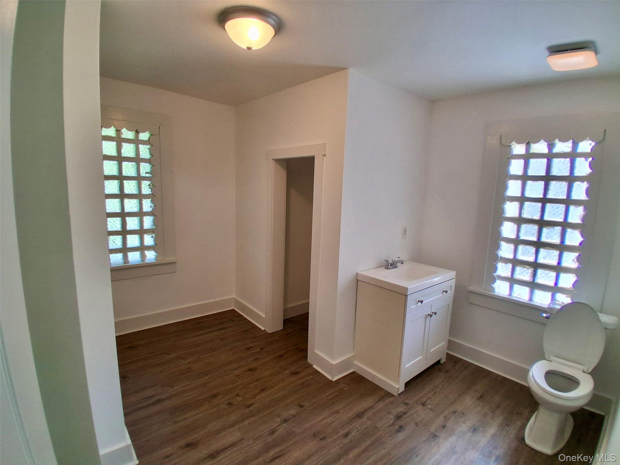 215 Maple Avenue Property Photo 20