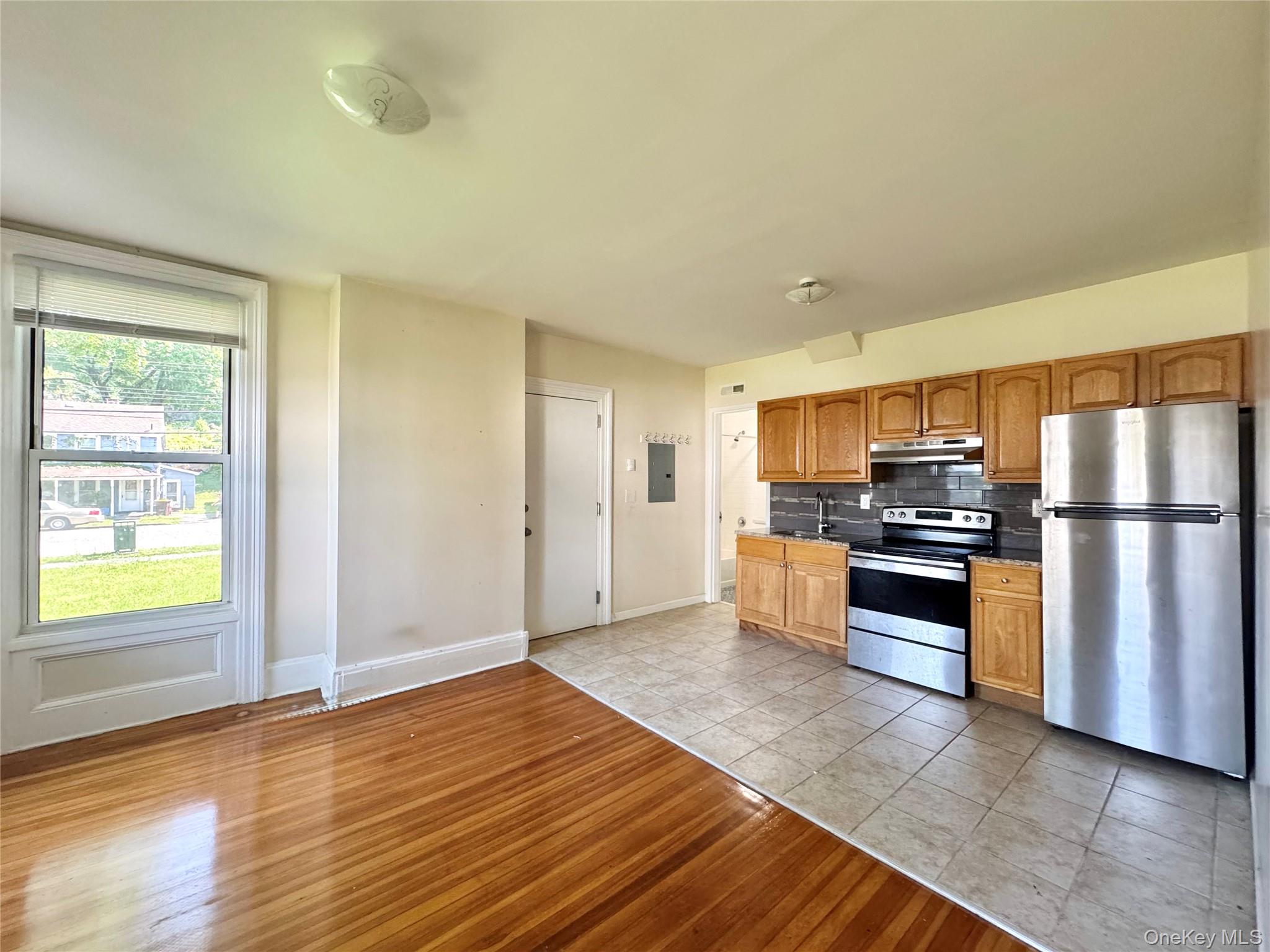 62 W Bridge Street Property Photo 4