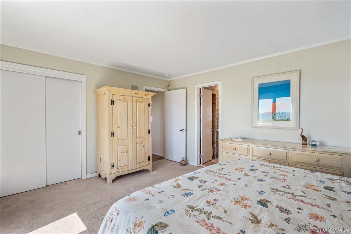556 Dune Road Property Photo 20