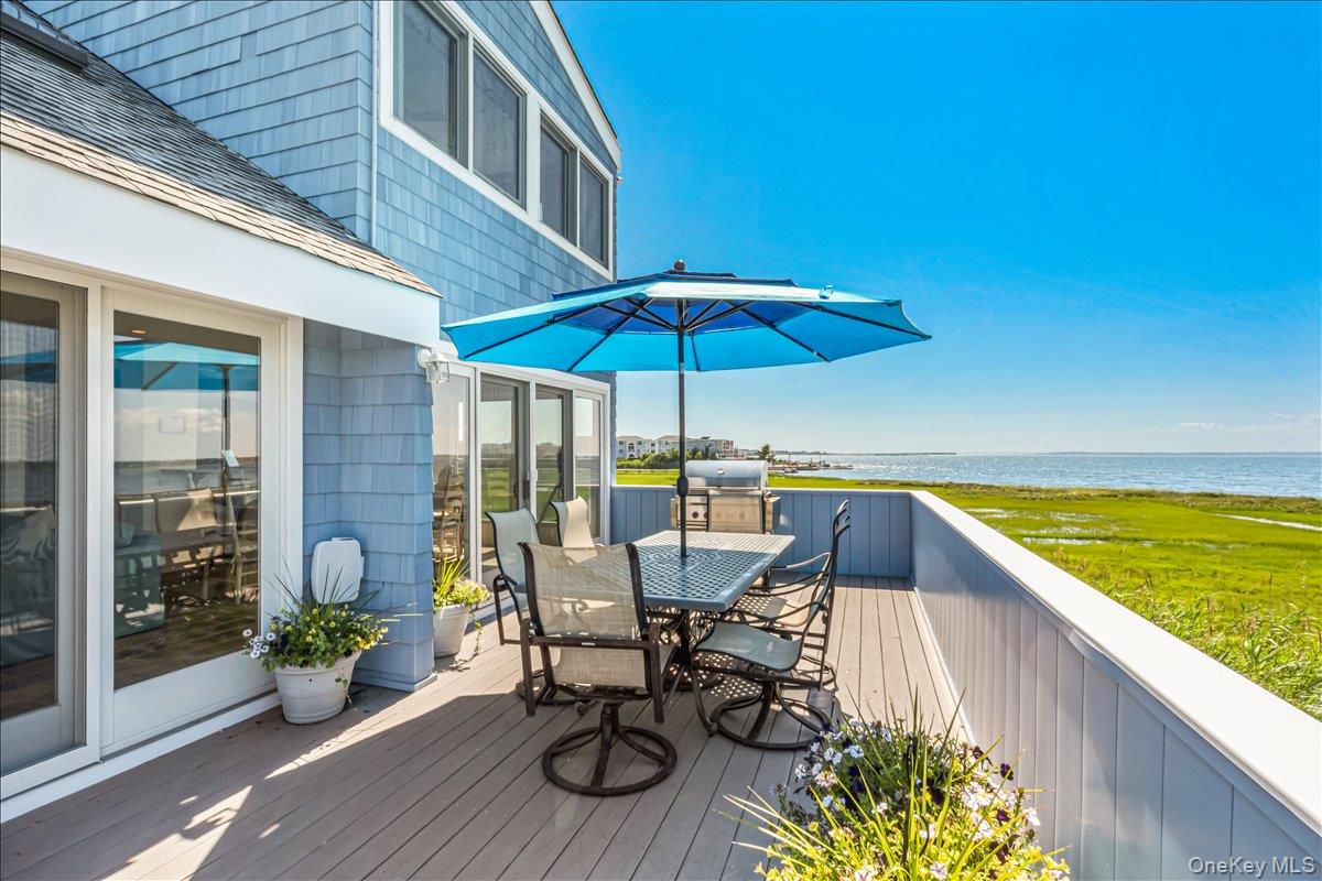 556 Dune Road Property Photo 31