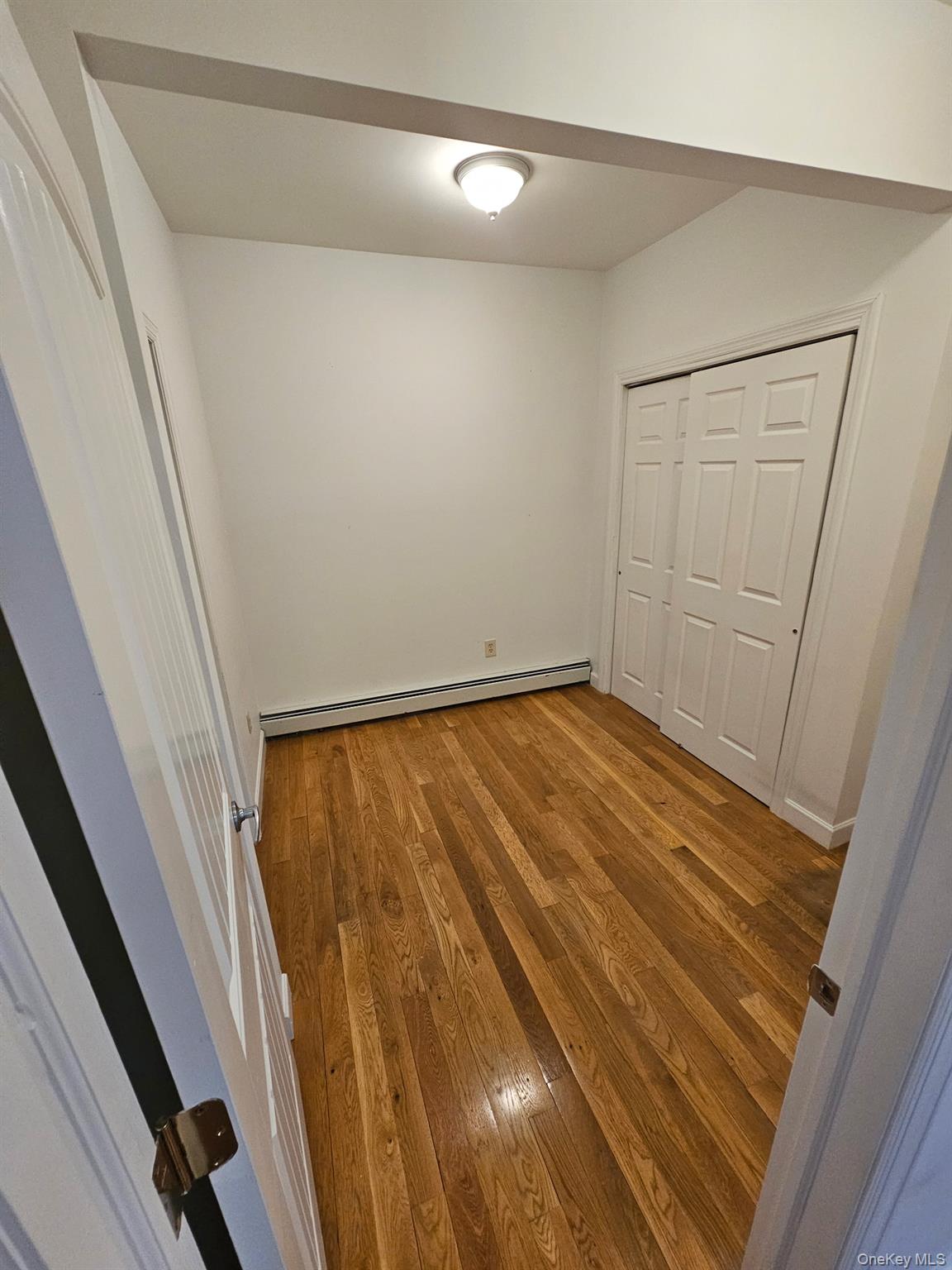 143 Searingtown Road Property Photo 10
