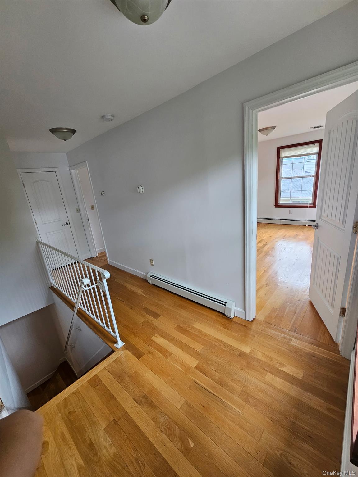 143 Searingtown Road Property Photo 15