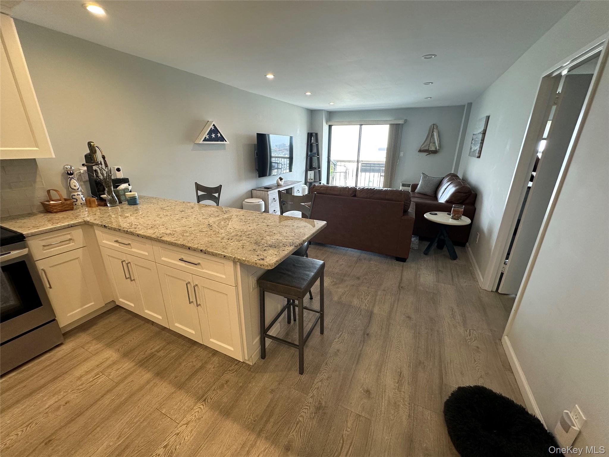 360 Shore Road 8h Property Photo 7