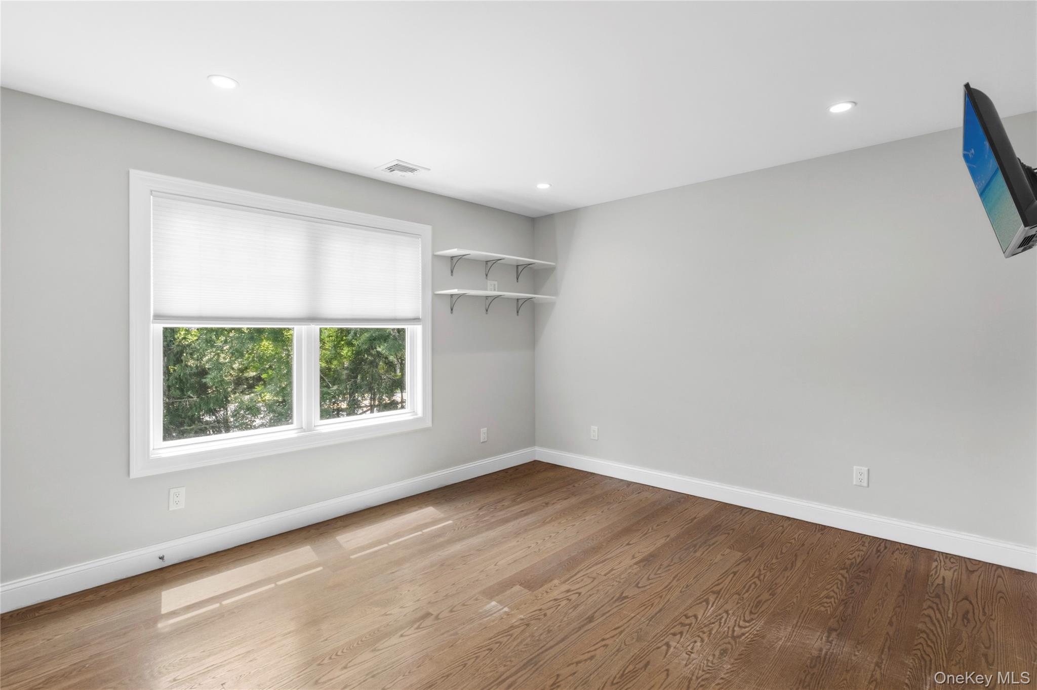 134 Montauk Highway Property Photo 22