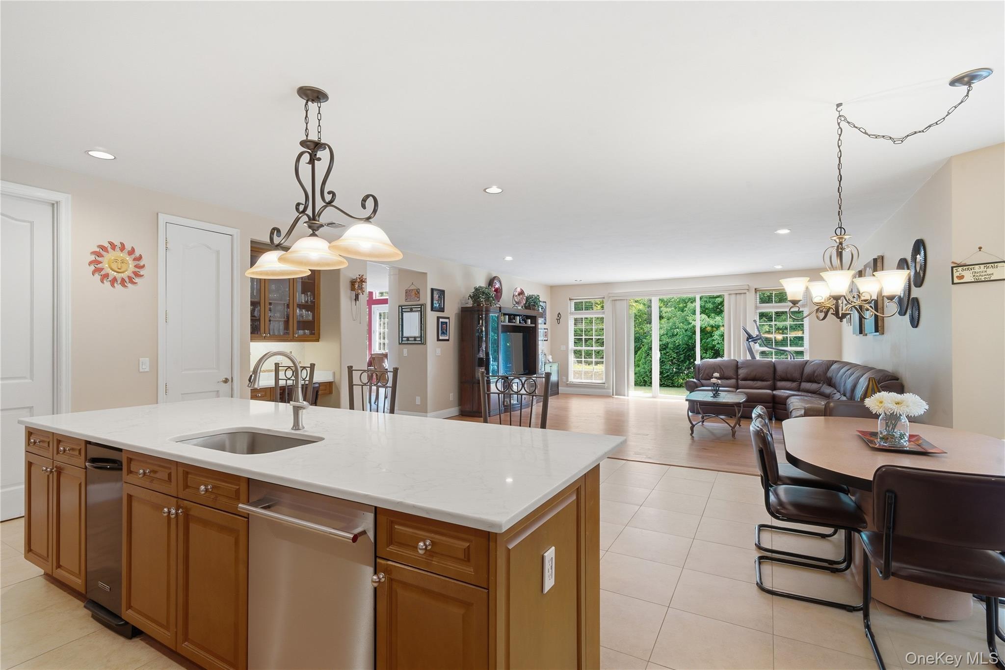 35 Monterrey Drive Property Photo 15