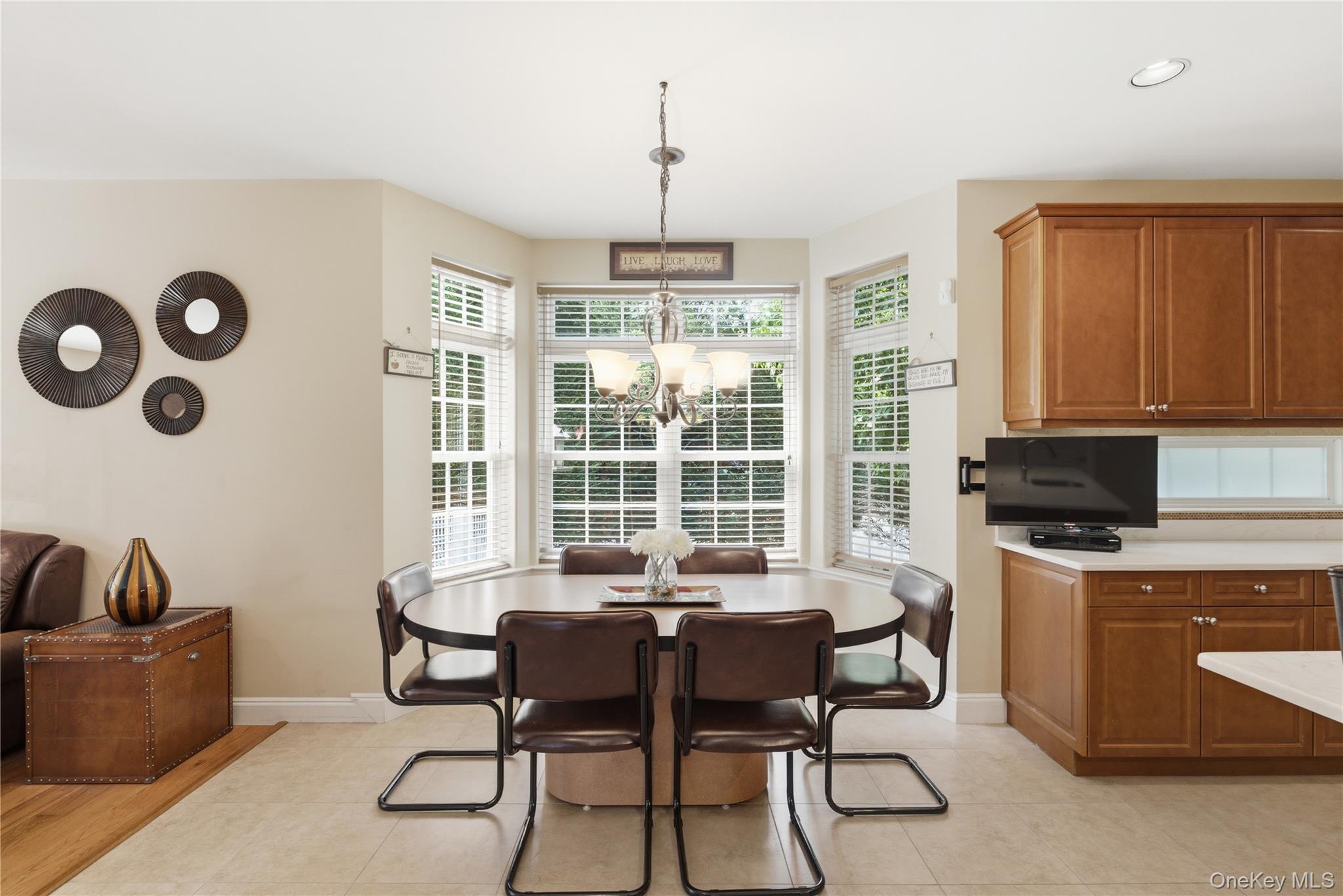35 Monterrey Drive Property Photo 16