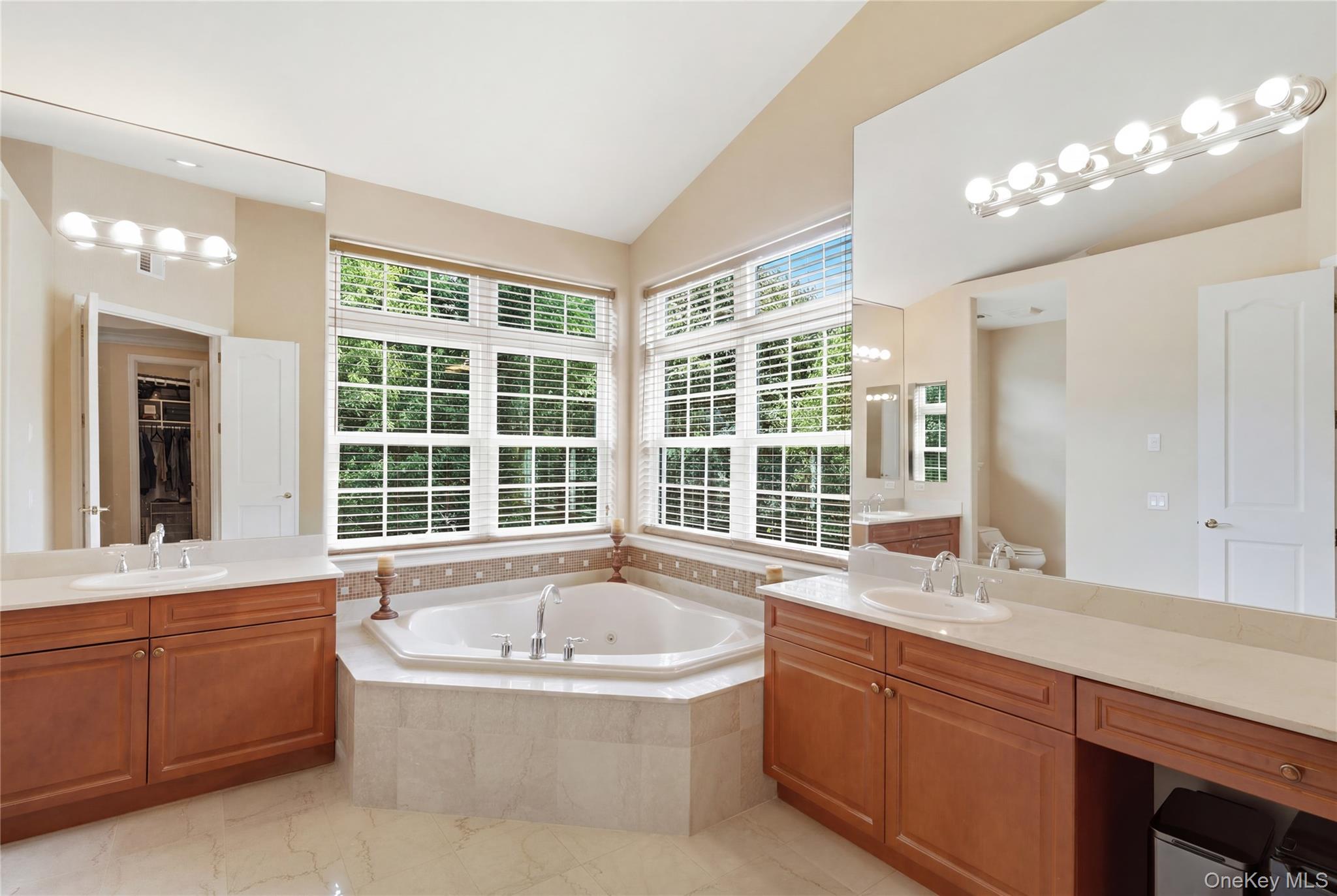 35 Monterrey Drive Property Photo 22