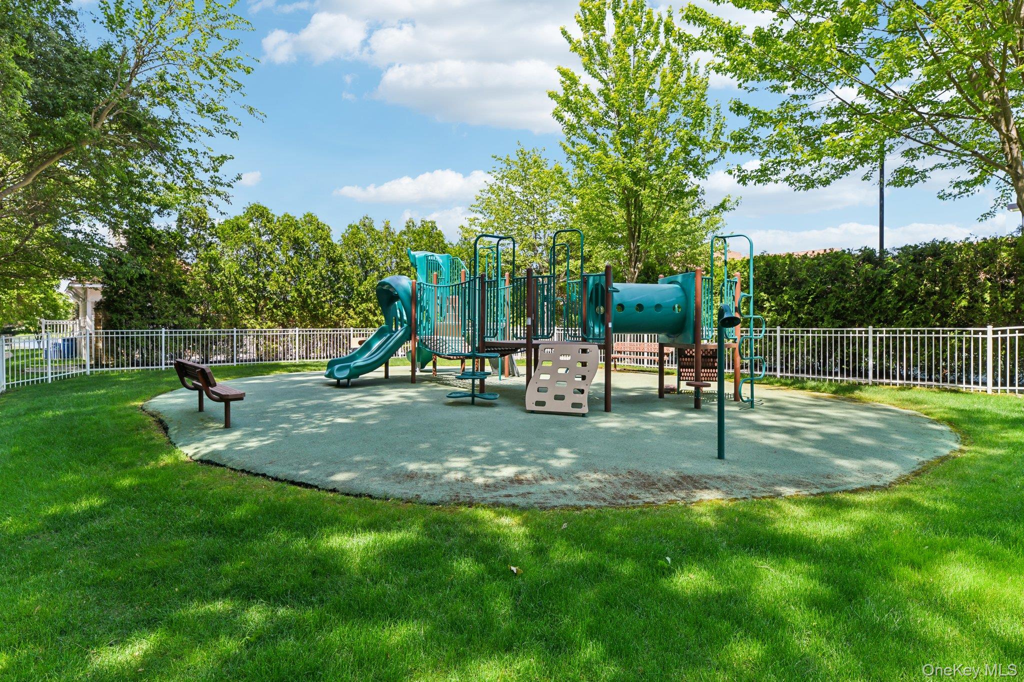 35 Monterrey Drive Property Photo 47
