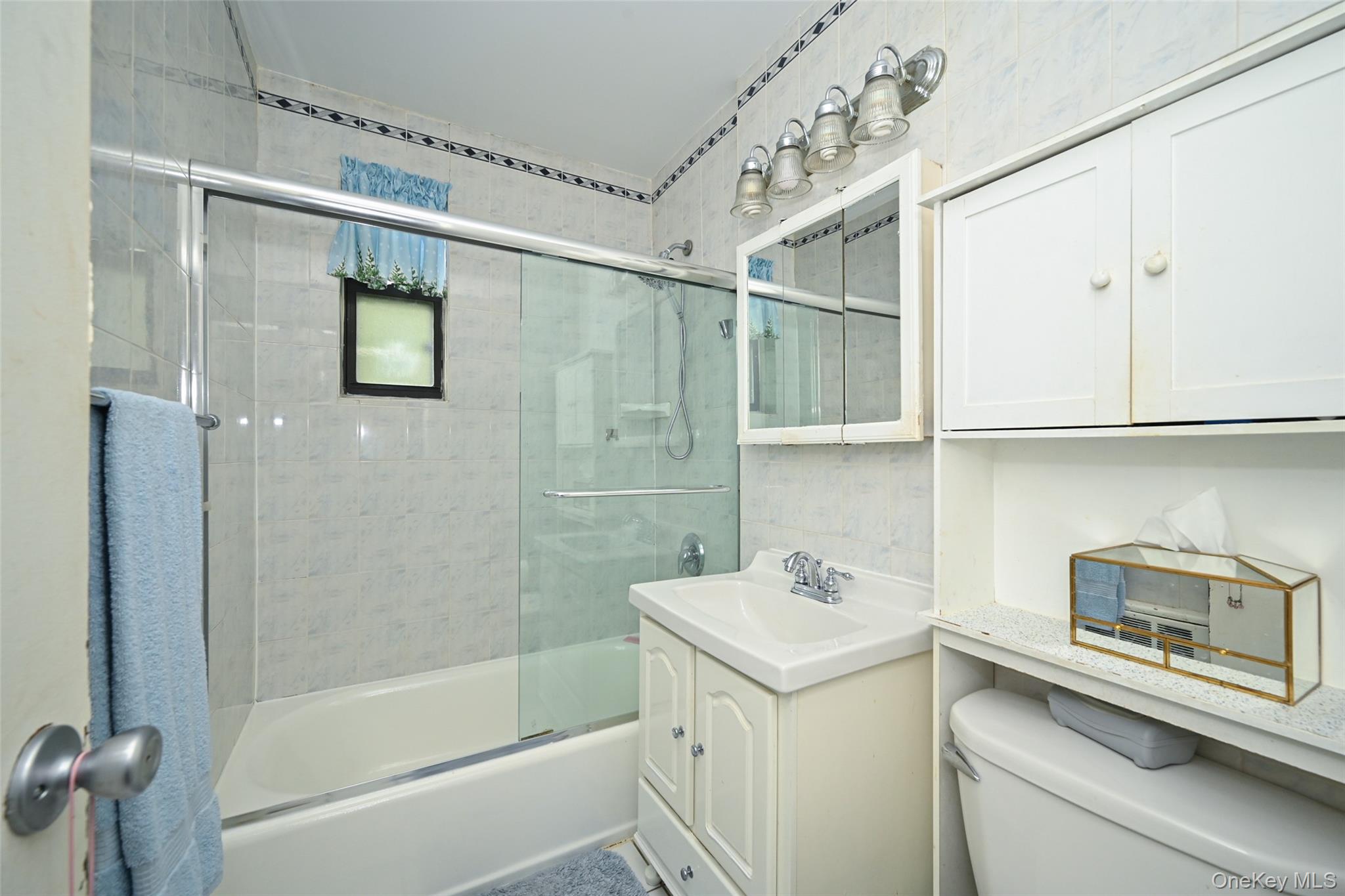 245-12 62 Avenue 2nd Floor Property Photo 14