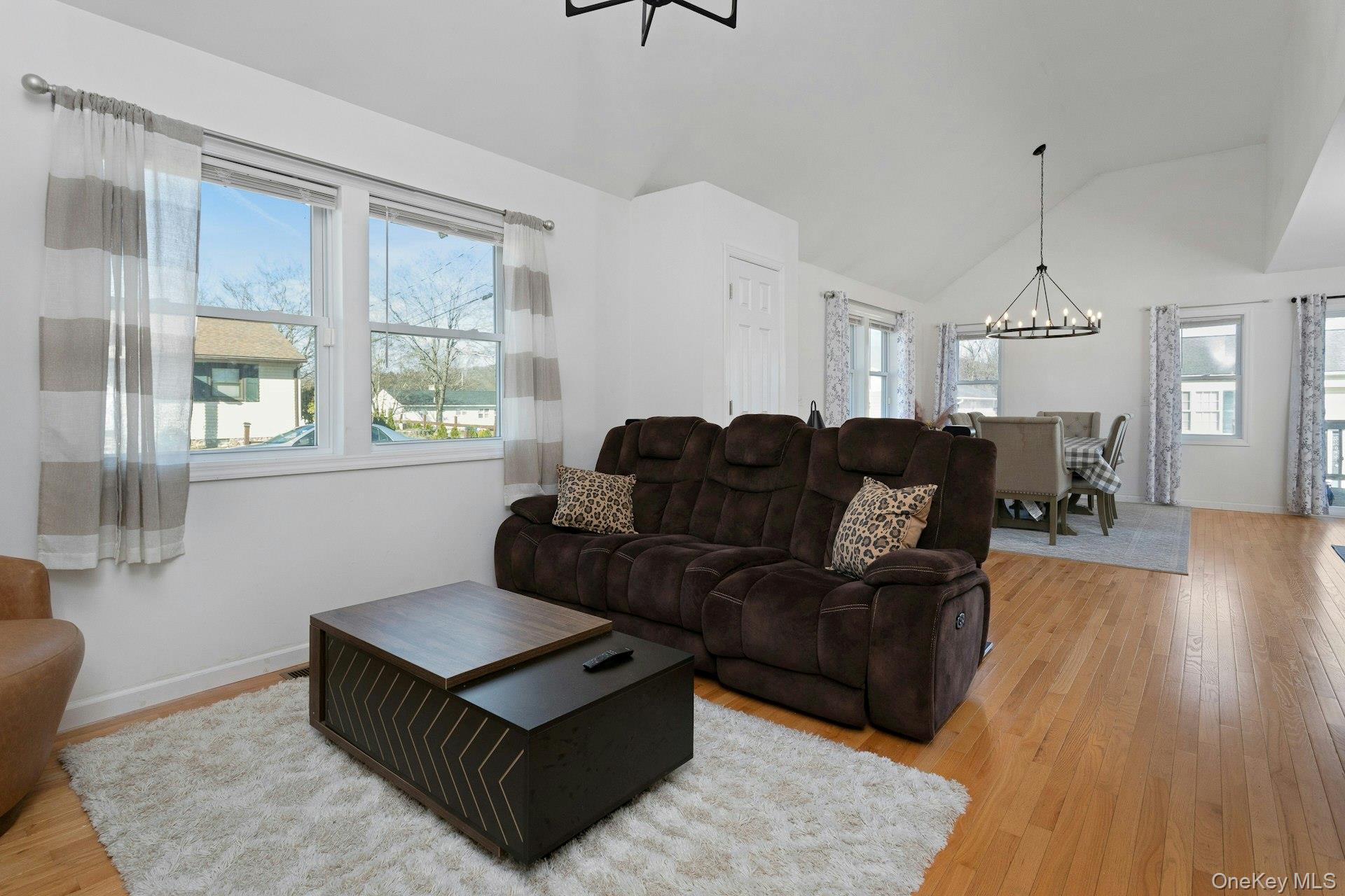 34 Ashburton Property Photo 9