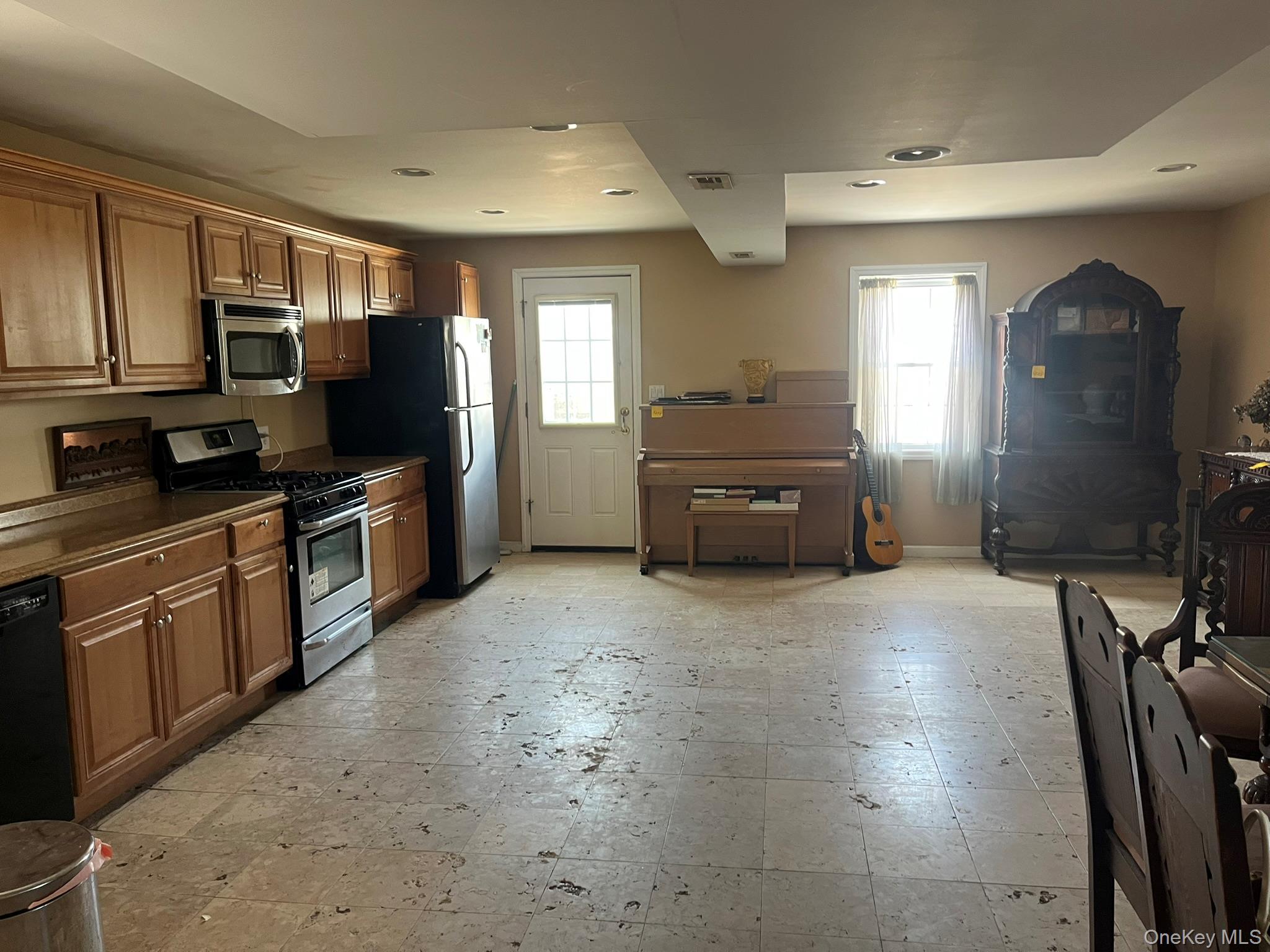 16312 89th Street Property Photo 2