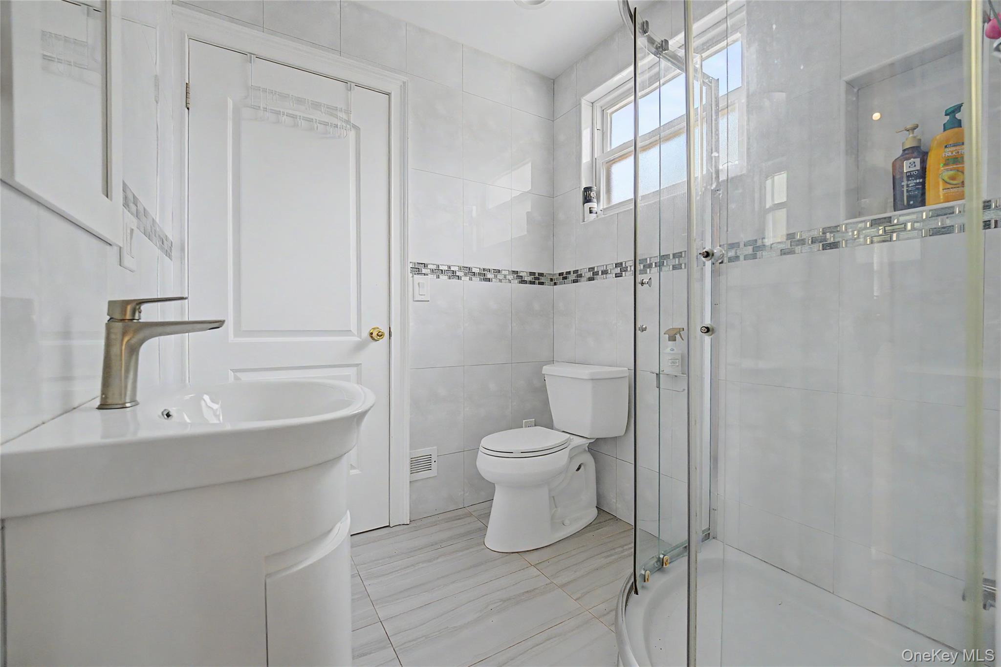 609 161st Street Property Photo 11