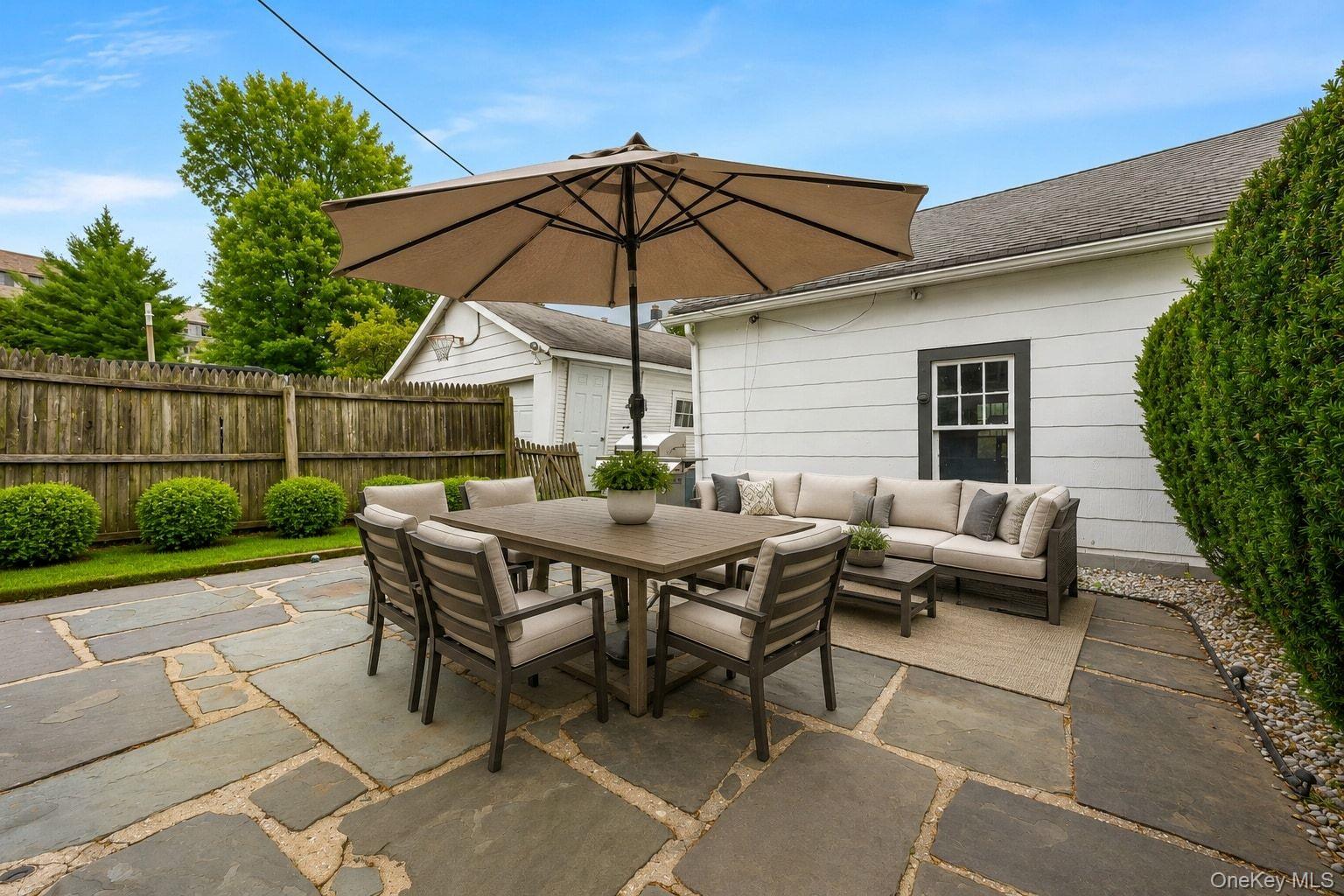 46 Meadow Lane Property Photo 8