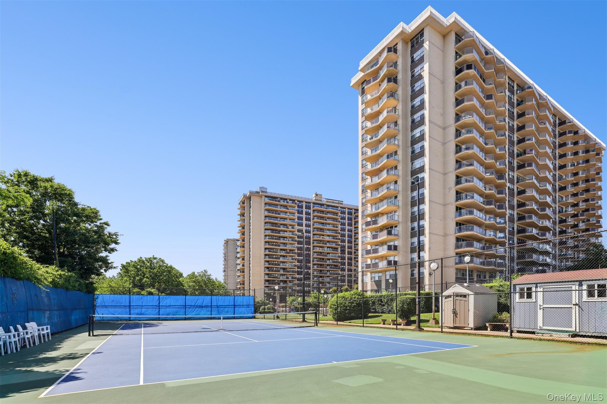 18-15 215th Street 15l Property Photo 16
